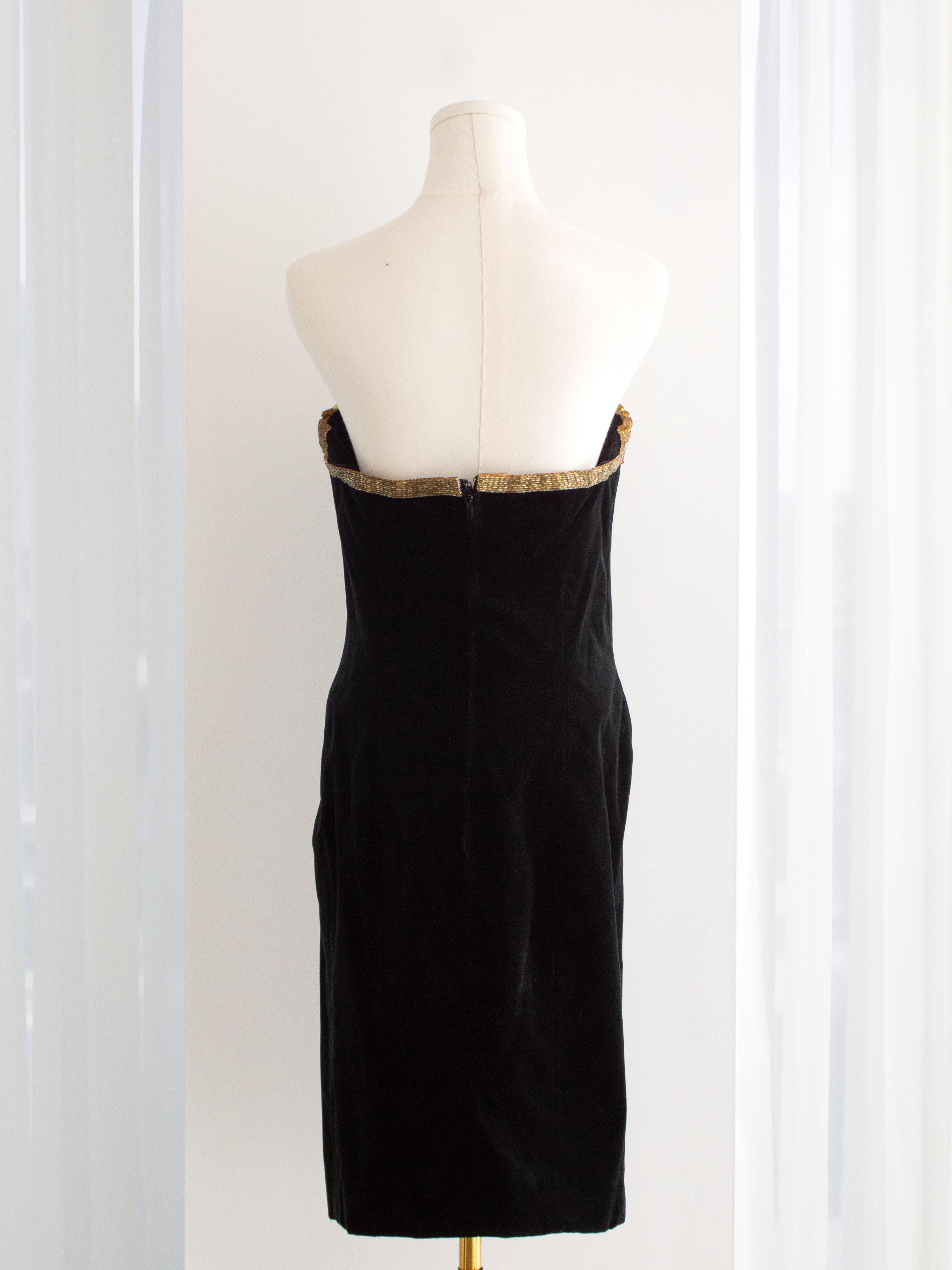 Chanel Vintage F/W 1985 Lesage Gold Sunburst Embellished Black Velvet Knee Dress 4