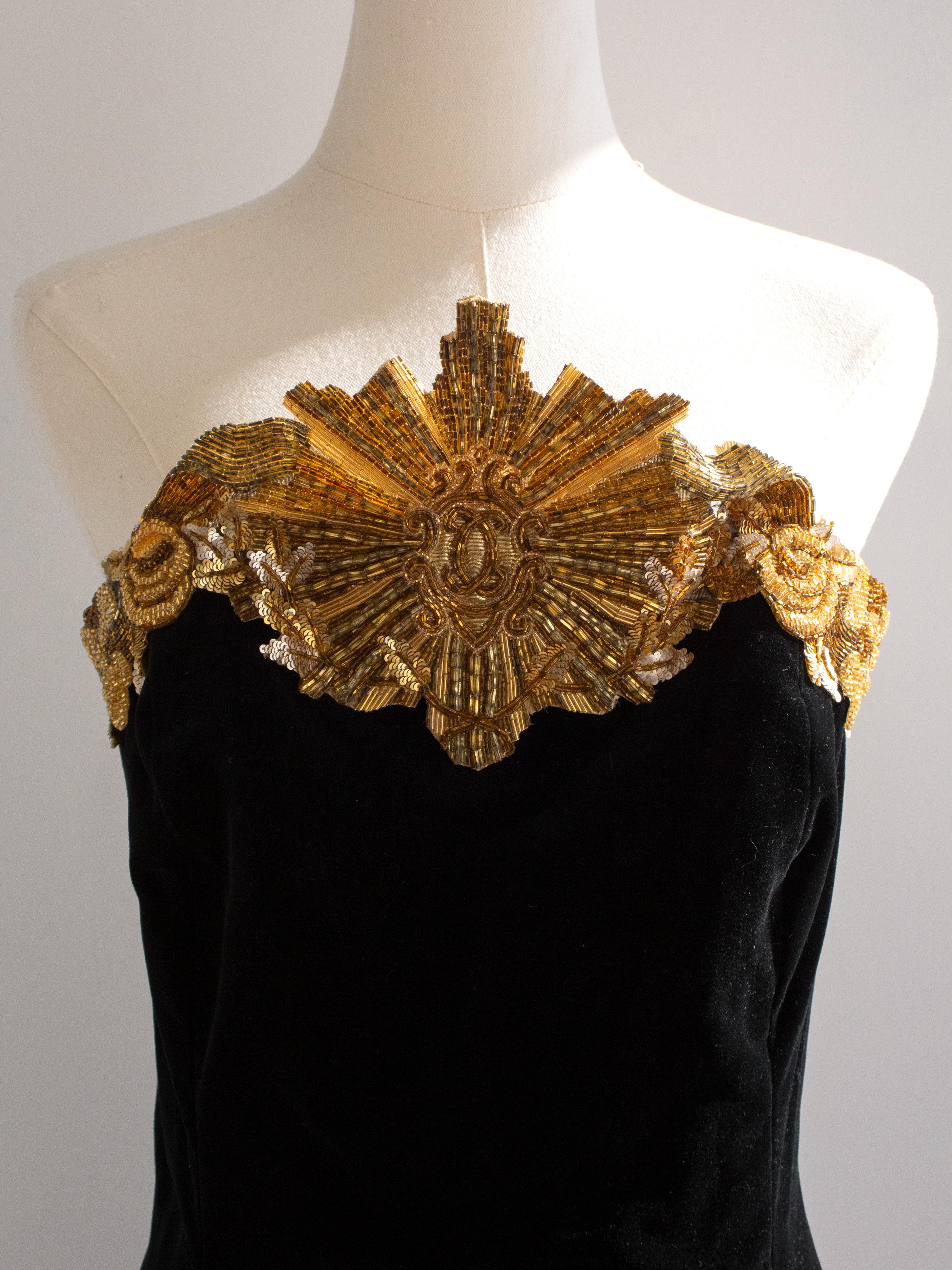 Chanel Vintage F/W 1985 Lesage Gold Sunburst Embellished Black Velvet Knee Dress 5