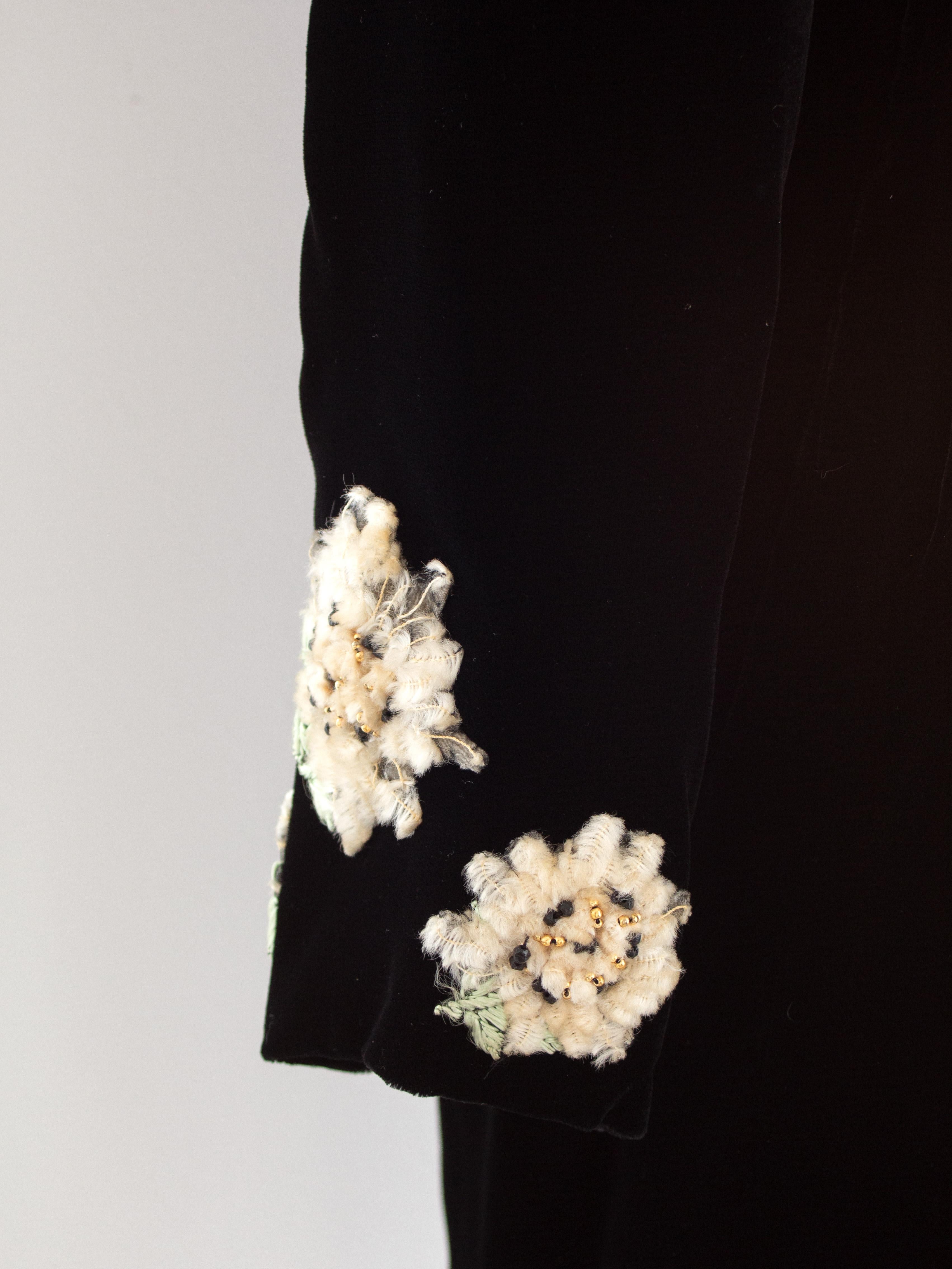 Chanel Vintage F/W 1988 Black Velvet Edelweiss Flower Embroidered Mini Dress For Sale 7