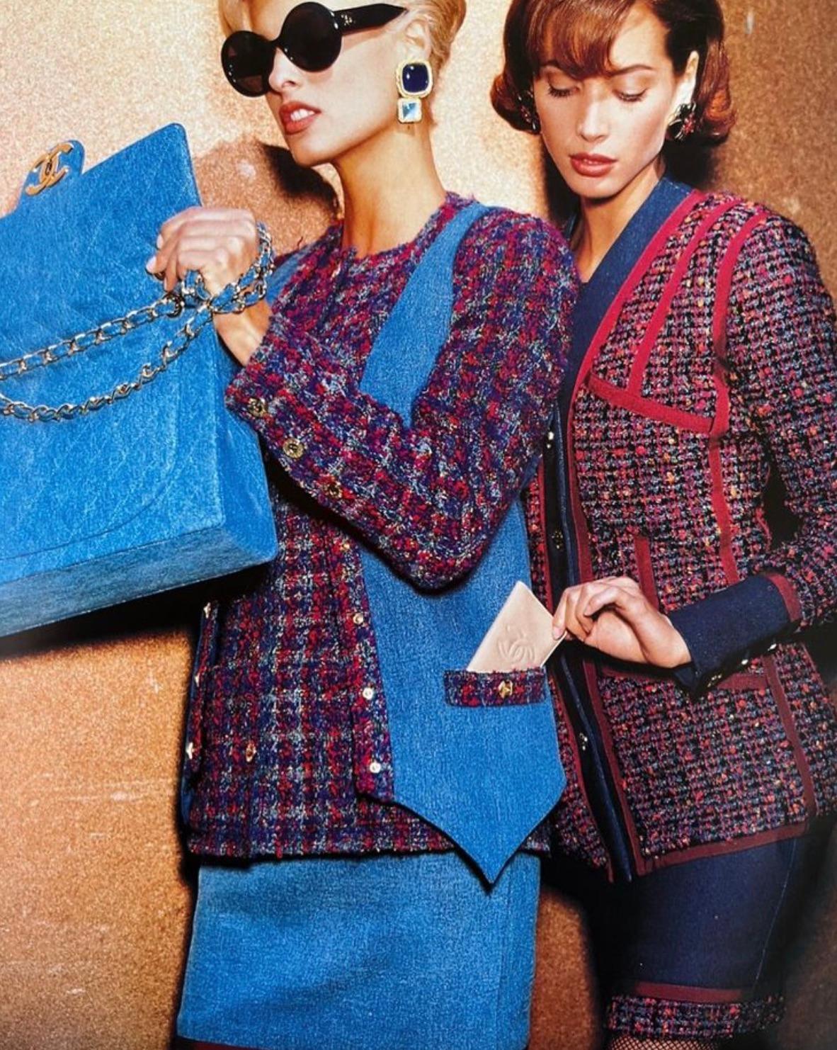 Chanel Vintage F/W 1991 Fantasy Tweed Burgundy Purple Blue Denim Jacket Suit In Good Condition In Jersey City, NJ