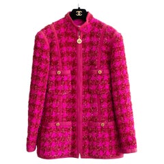 Chanel Vintage F/W 1991 Fuchsia Pink Gold CC Shimmer Houndstooth Tweed Jacket