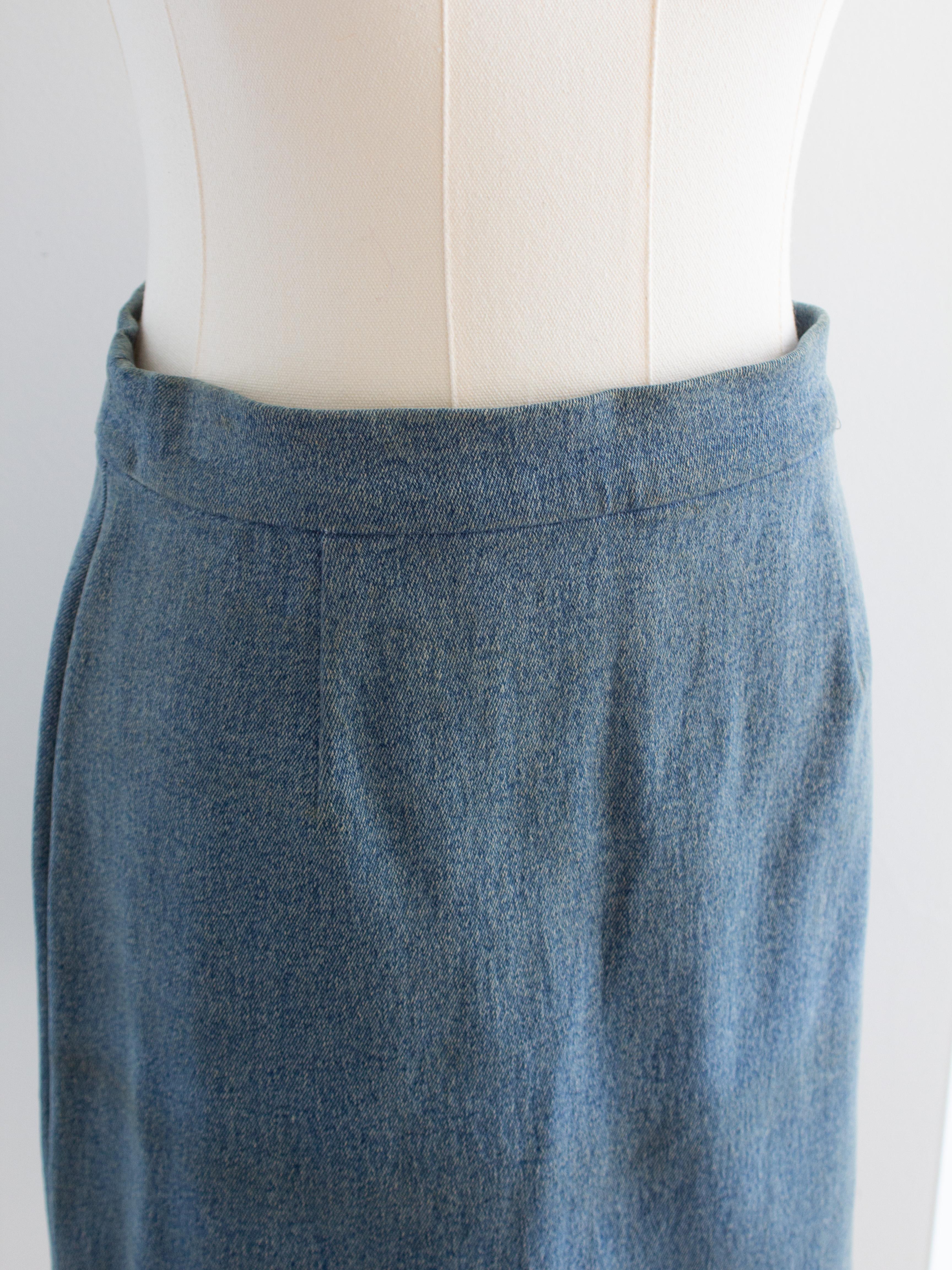Chanel Vintage A/I 1991 Hip-Hop Rosa Tweed CC Gonna Denim Giacca Completo in vendita 13