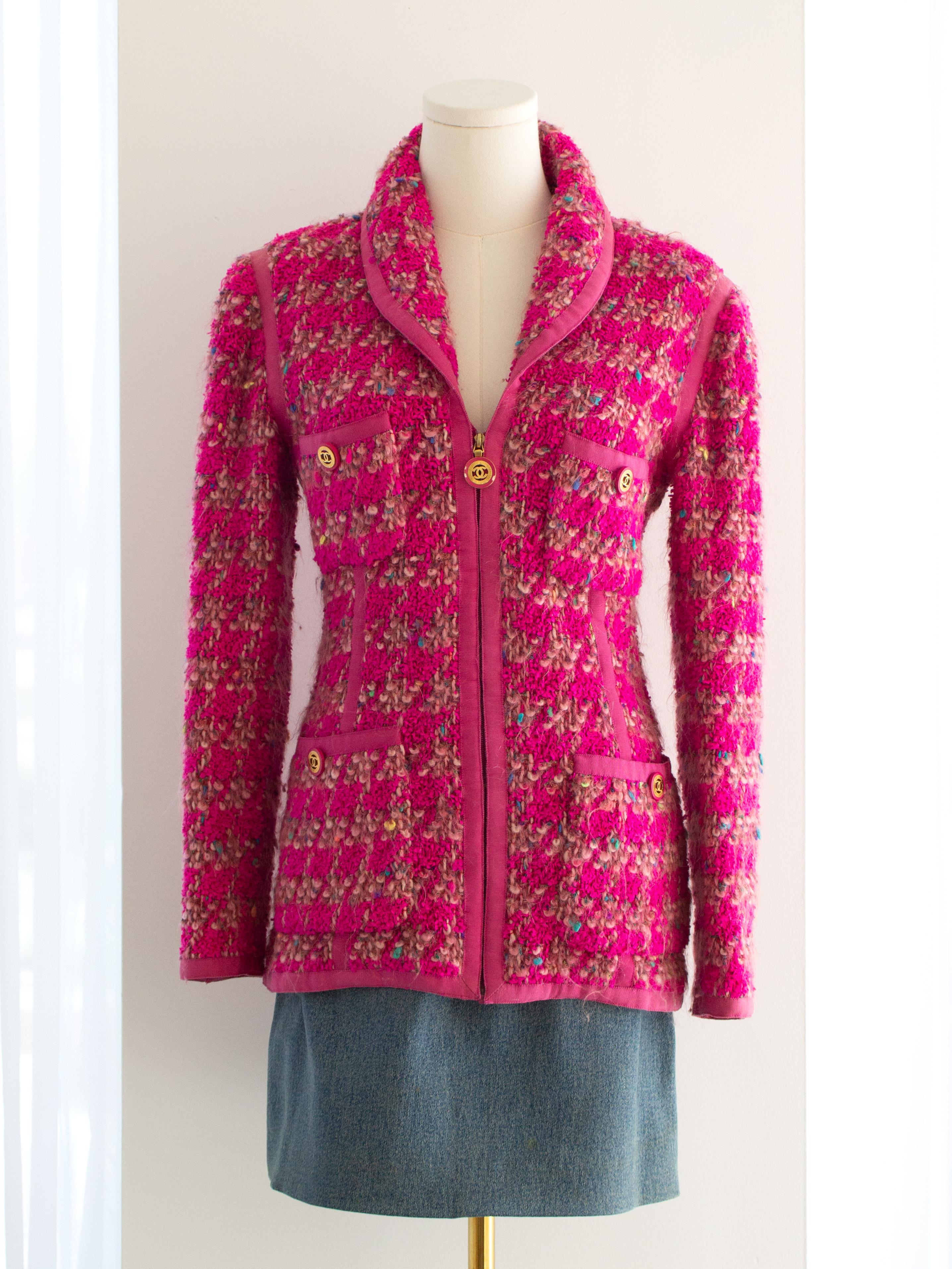 Chanel Vintage A/I 1991 Hip-Hop Rosa Tweed CC Gonna Denim Giacca Completo in vendita 1