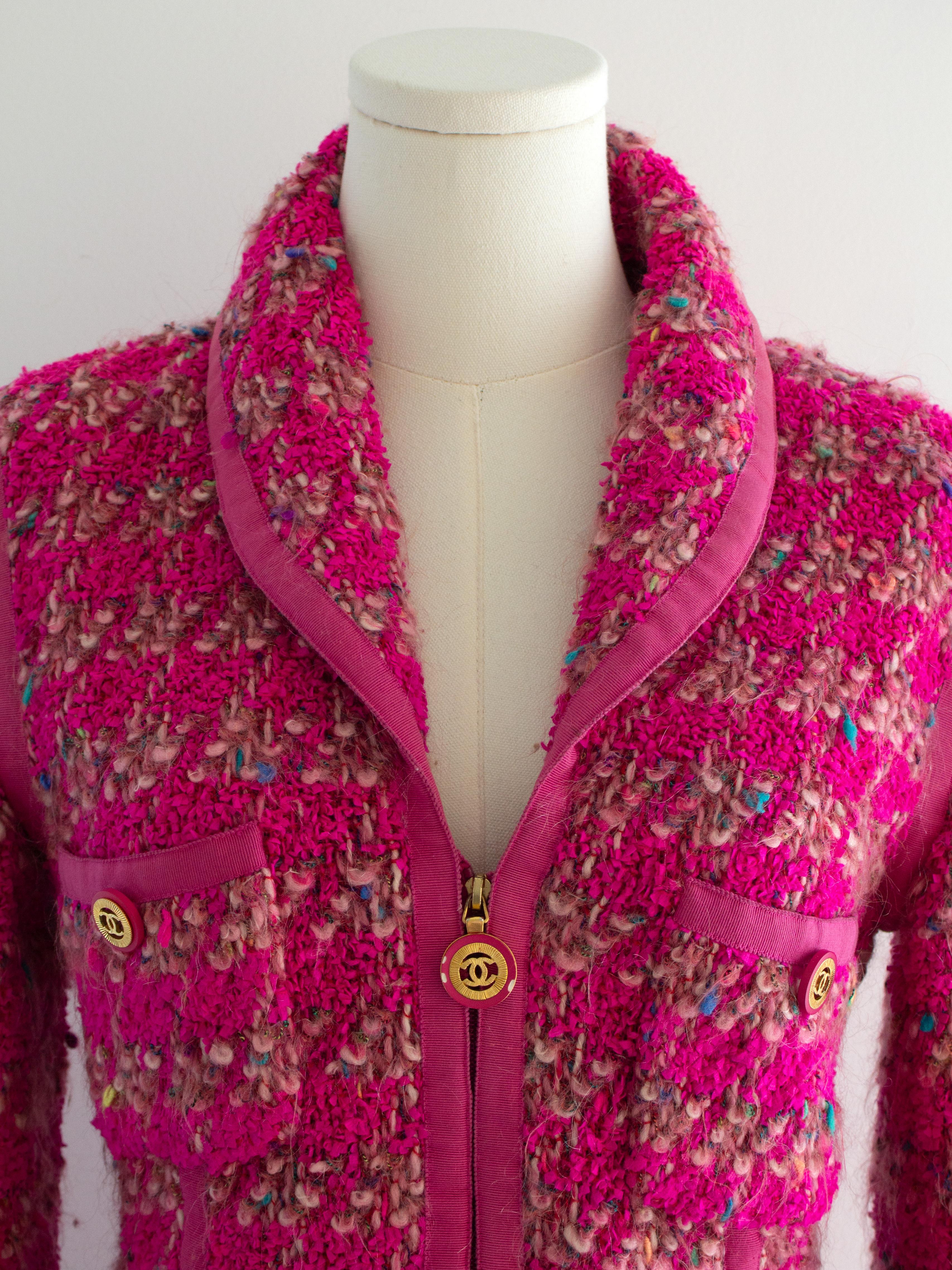 Chanel Vintage A/I 1991 Hip-Hop Rosa Tweed CC Gonna Denim Giacca Completo in vendita 2