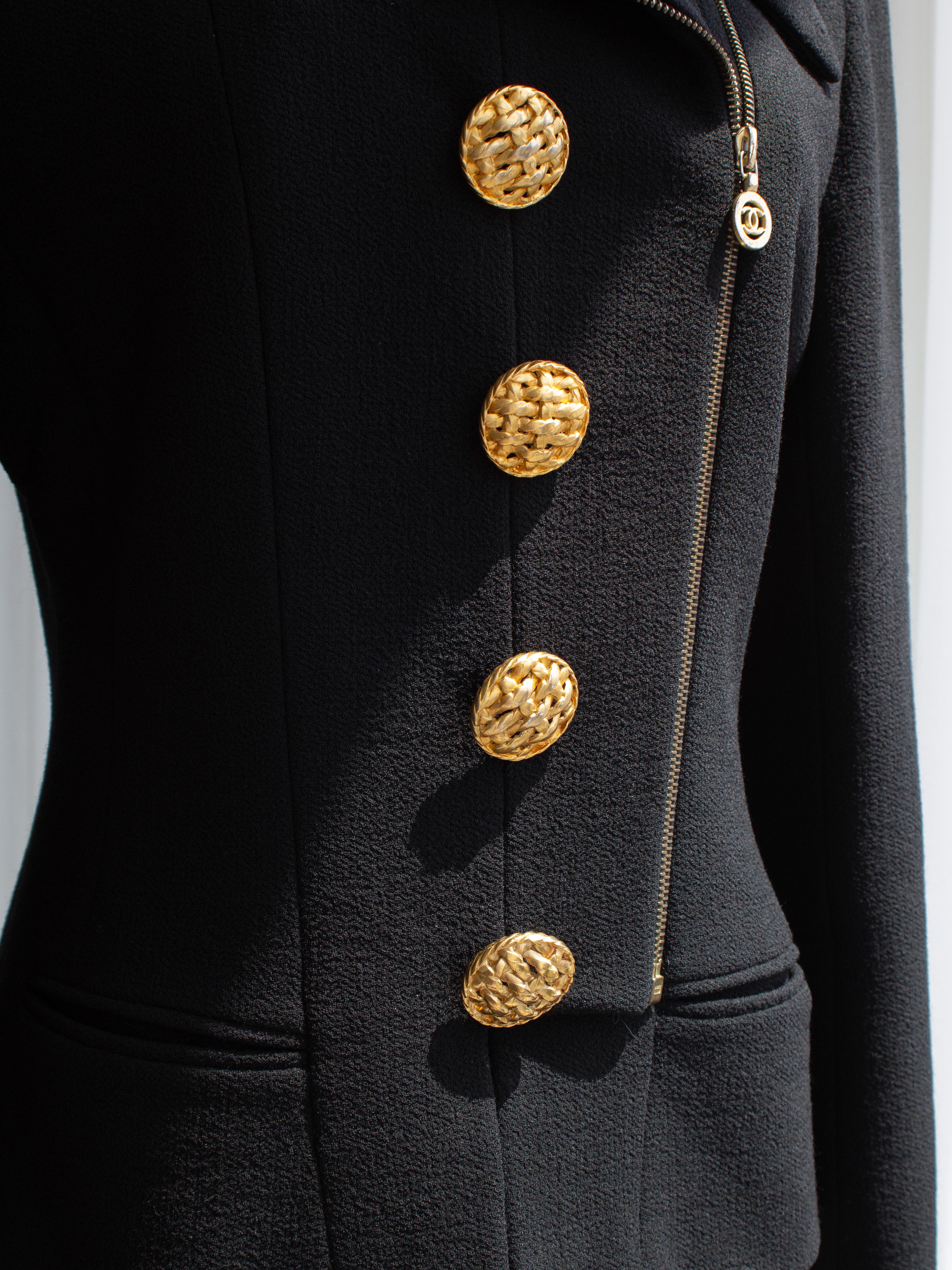 Chanel Vintage A/I 1992 Giacca in tweed con zip oro nero In condizioni buone a Jersey City, NJ