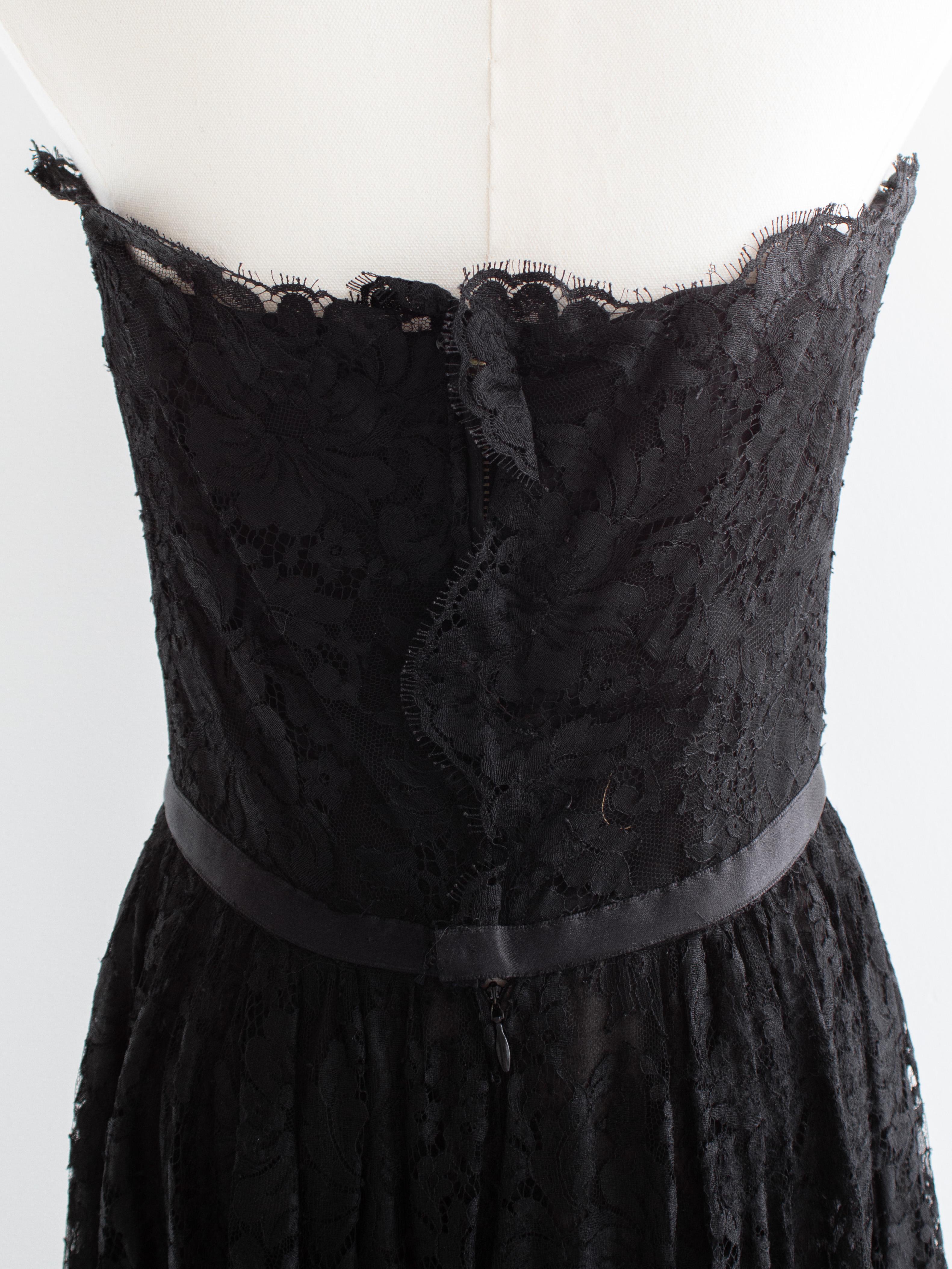Chanel Vintage F/W 1995 Black Lace Floral Sweetheart 95A LBD Dress 8