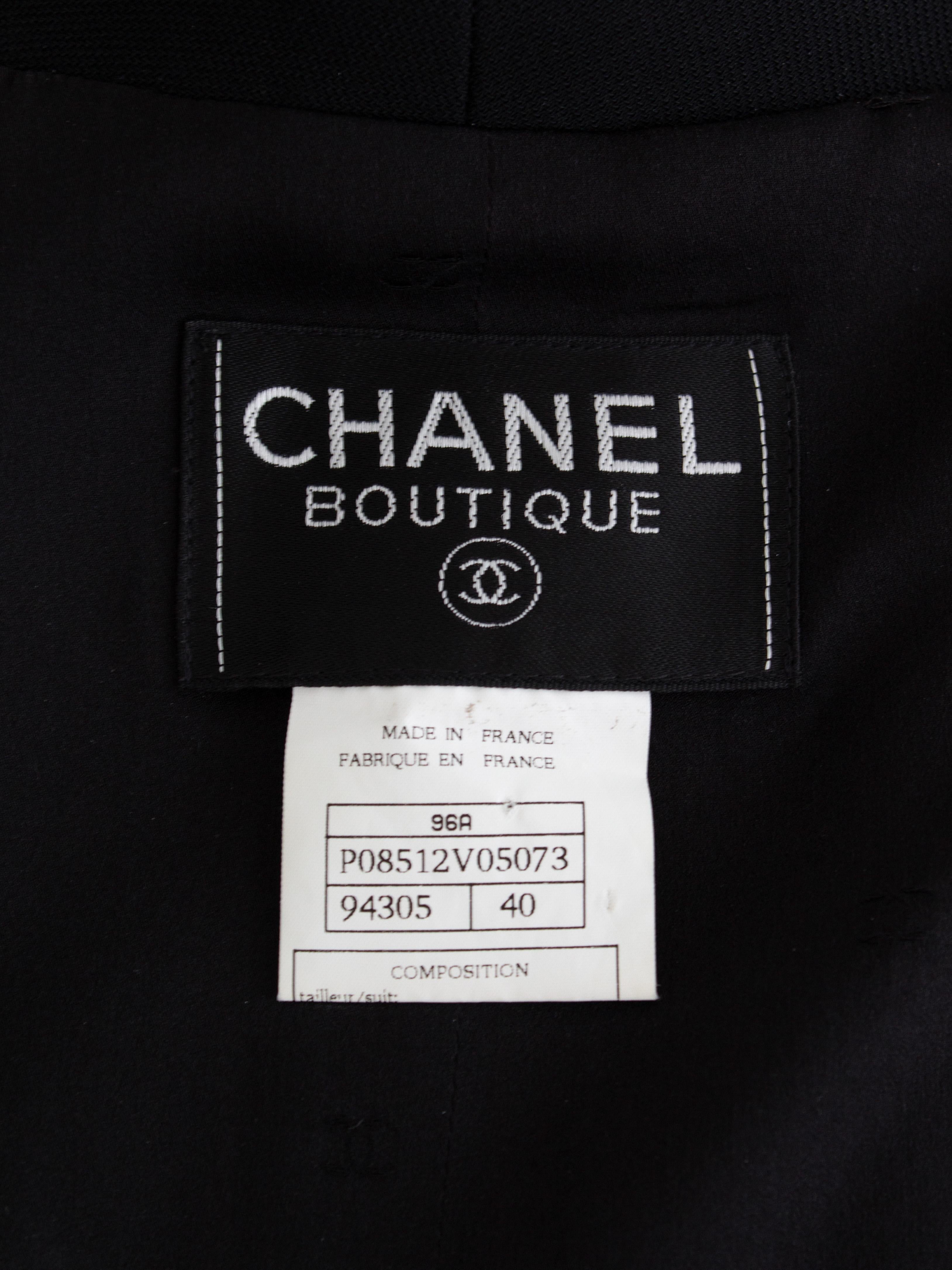 Chanel Vintage F/W 1996 Black 24K Gripoix Embellished 96A LBJ Jacket For Sale 8