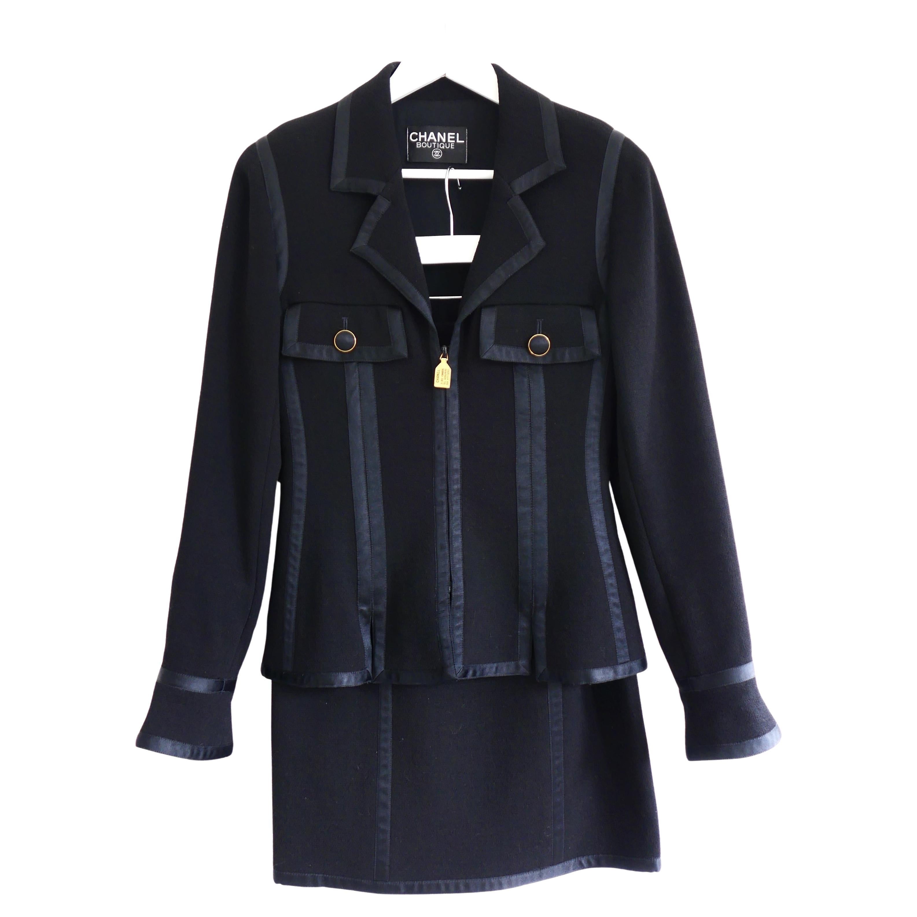 Abito con gonna nera Chanel Vintage Autunno 1991