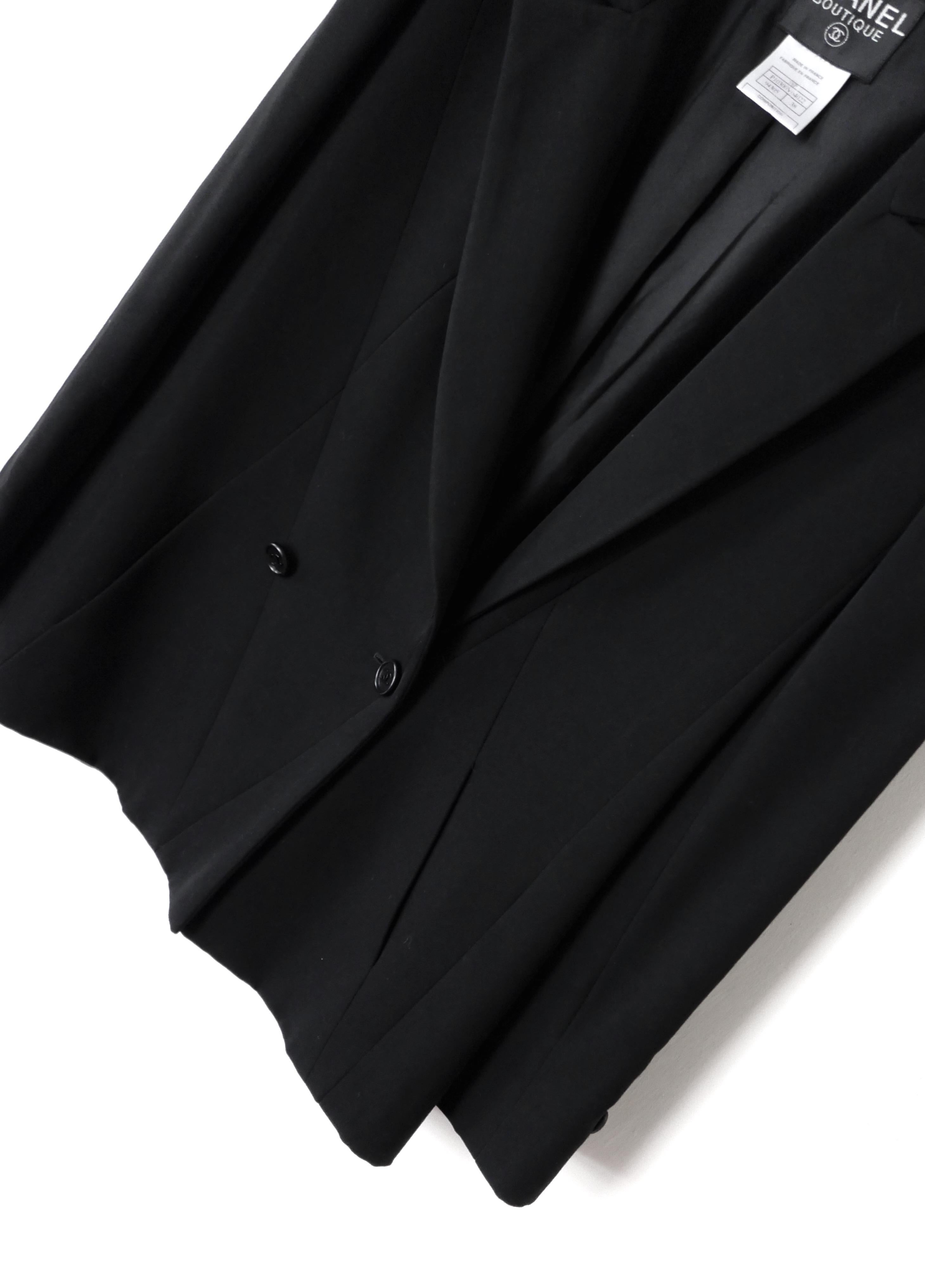 Women's Chanel Vintage Fall 1998 Black Seam Detail Wool Jacket For Sale