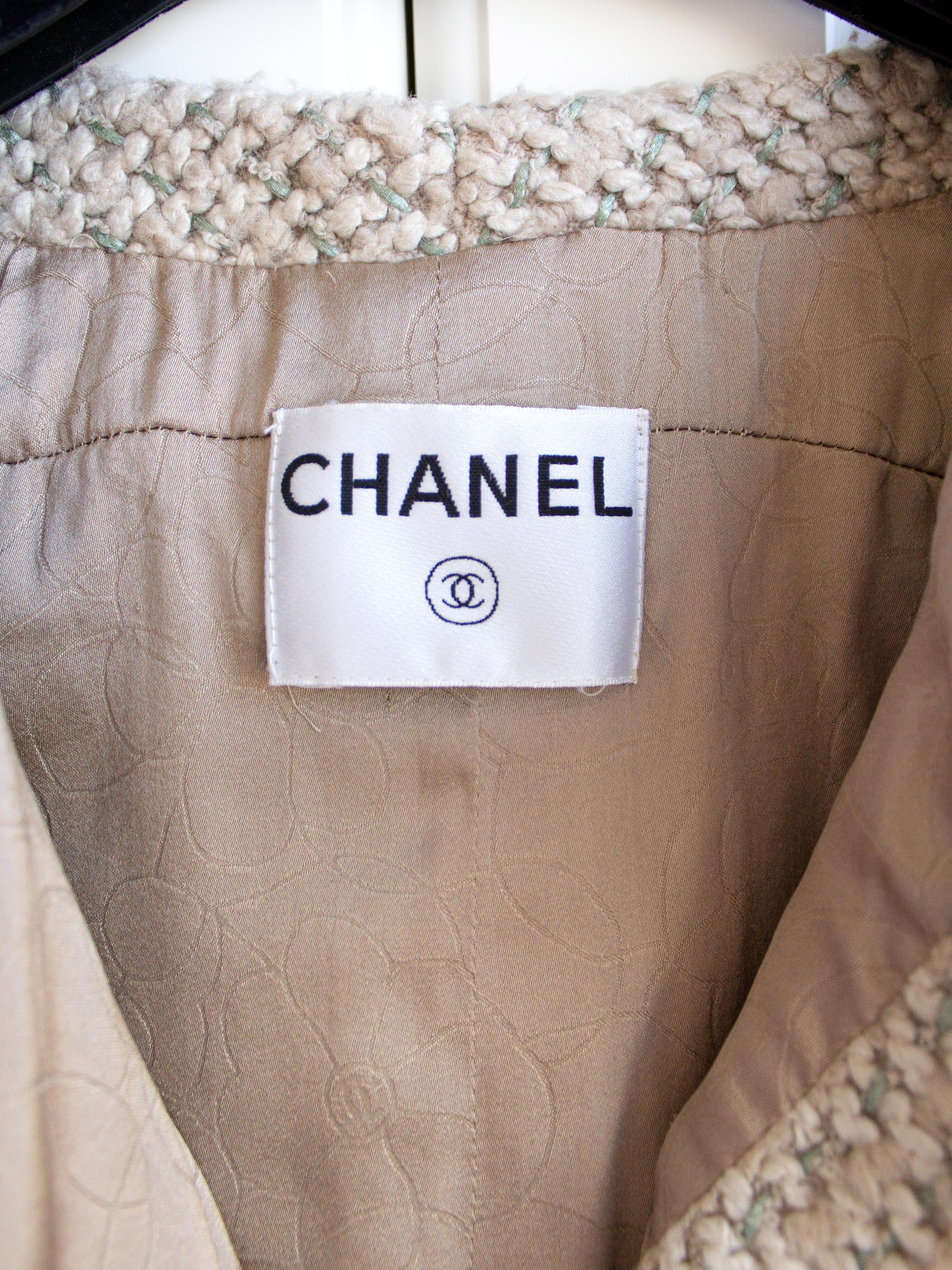 Chanel Vintage Fall 2002 Beige Green Tweed 02A Jacket Skirt Suit 6