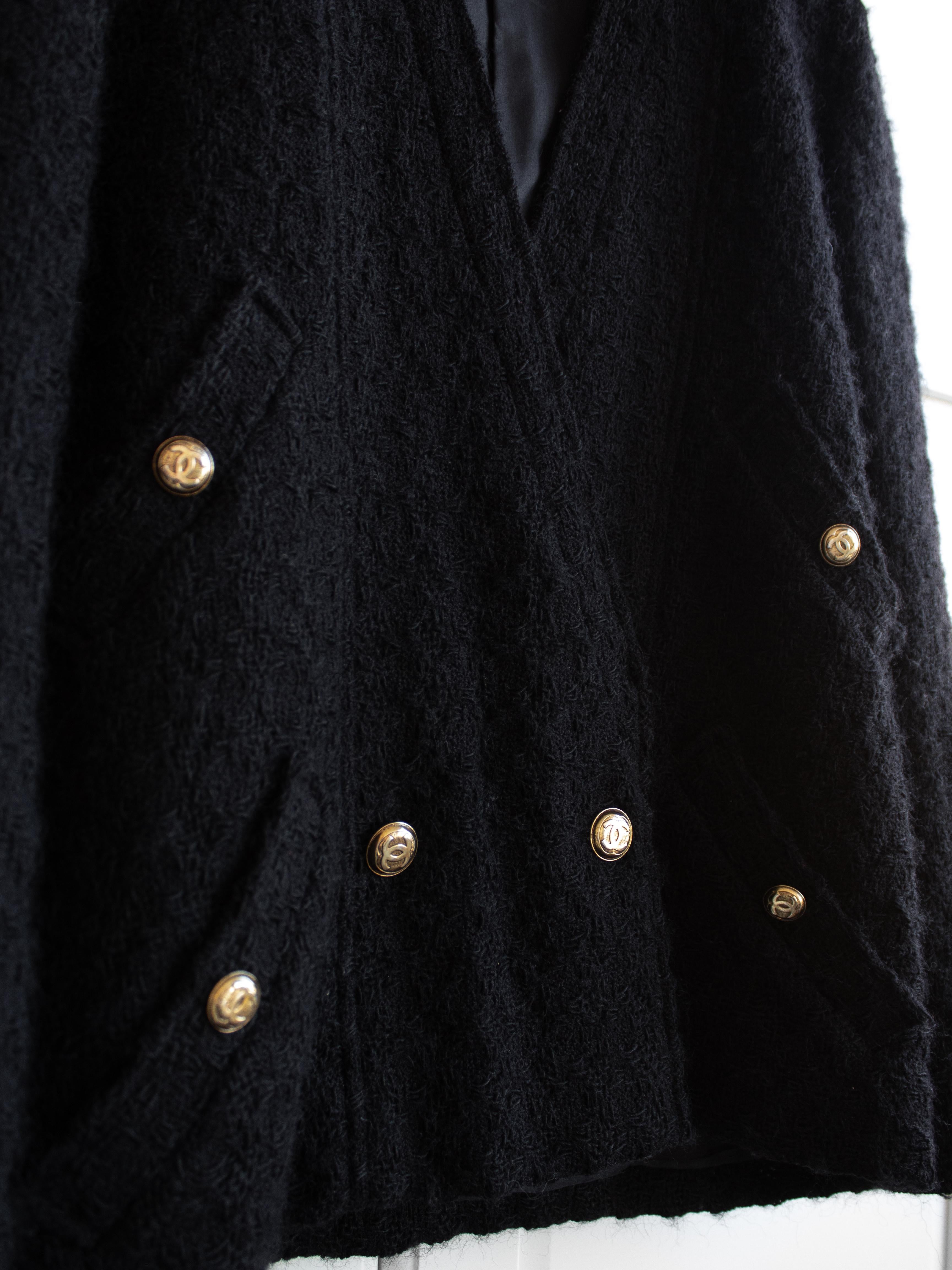 Chanel Vintage Fall Winter 1985 Black Gold 1980s LBJ Tweed Jacket Skirt Suit 3
