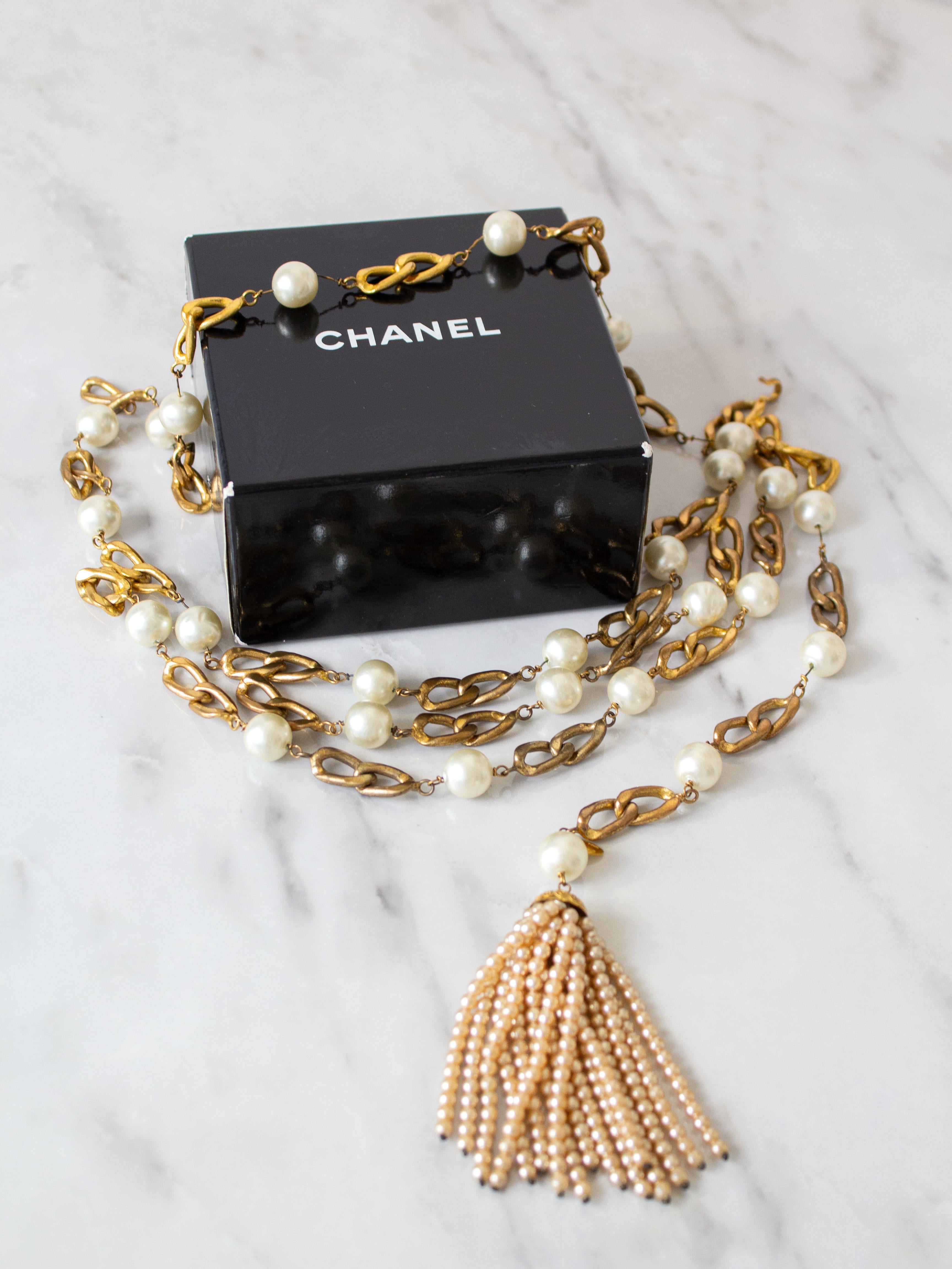 Women's Chanel Vintage Fall/Winter 1988 Gold-Plated Chain Pearl Tassel Belt