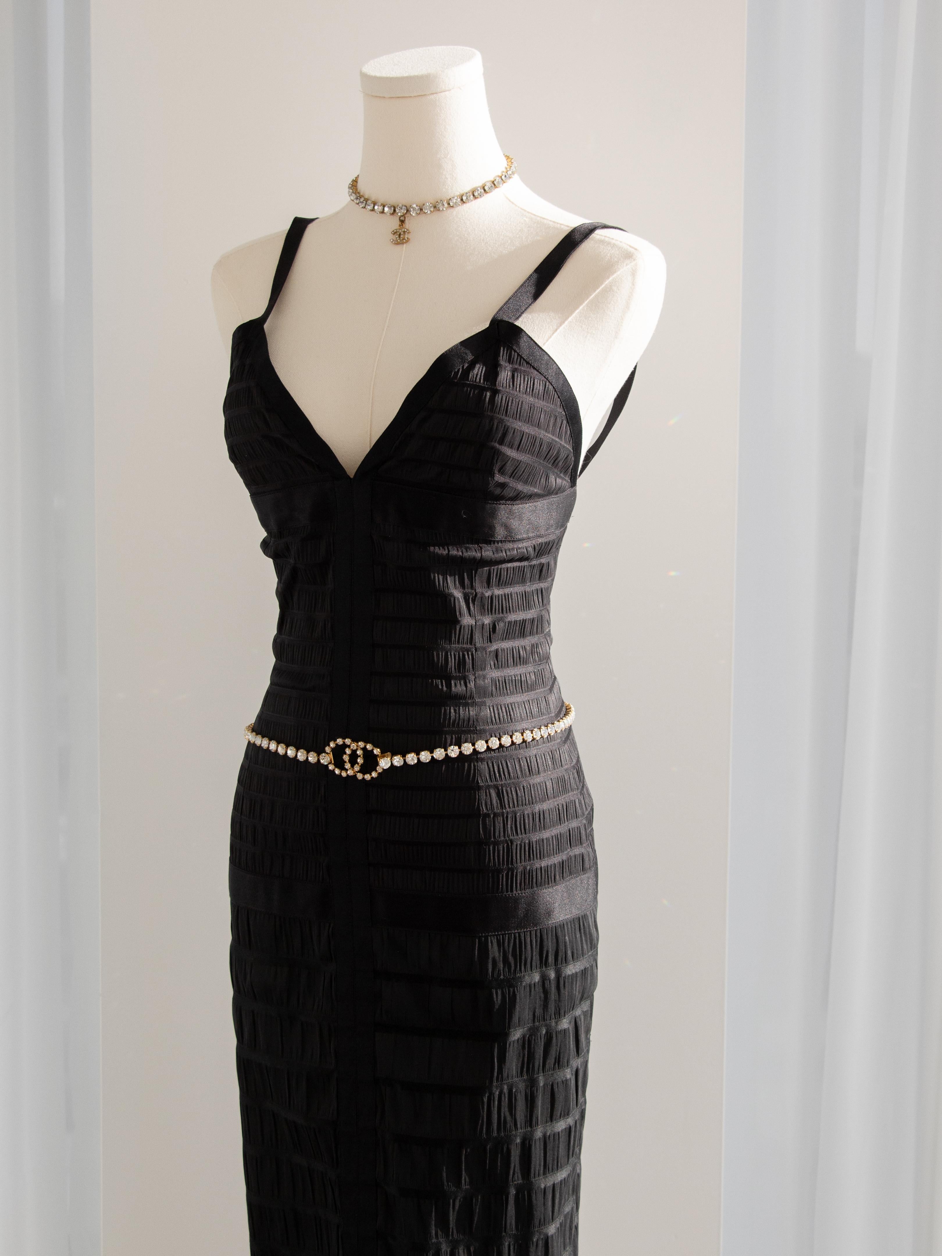 Chanel Vintage Fall/Winter 1992 Black Lesage Ribbon Silk Bodycon Midi Dress For Sale 13