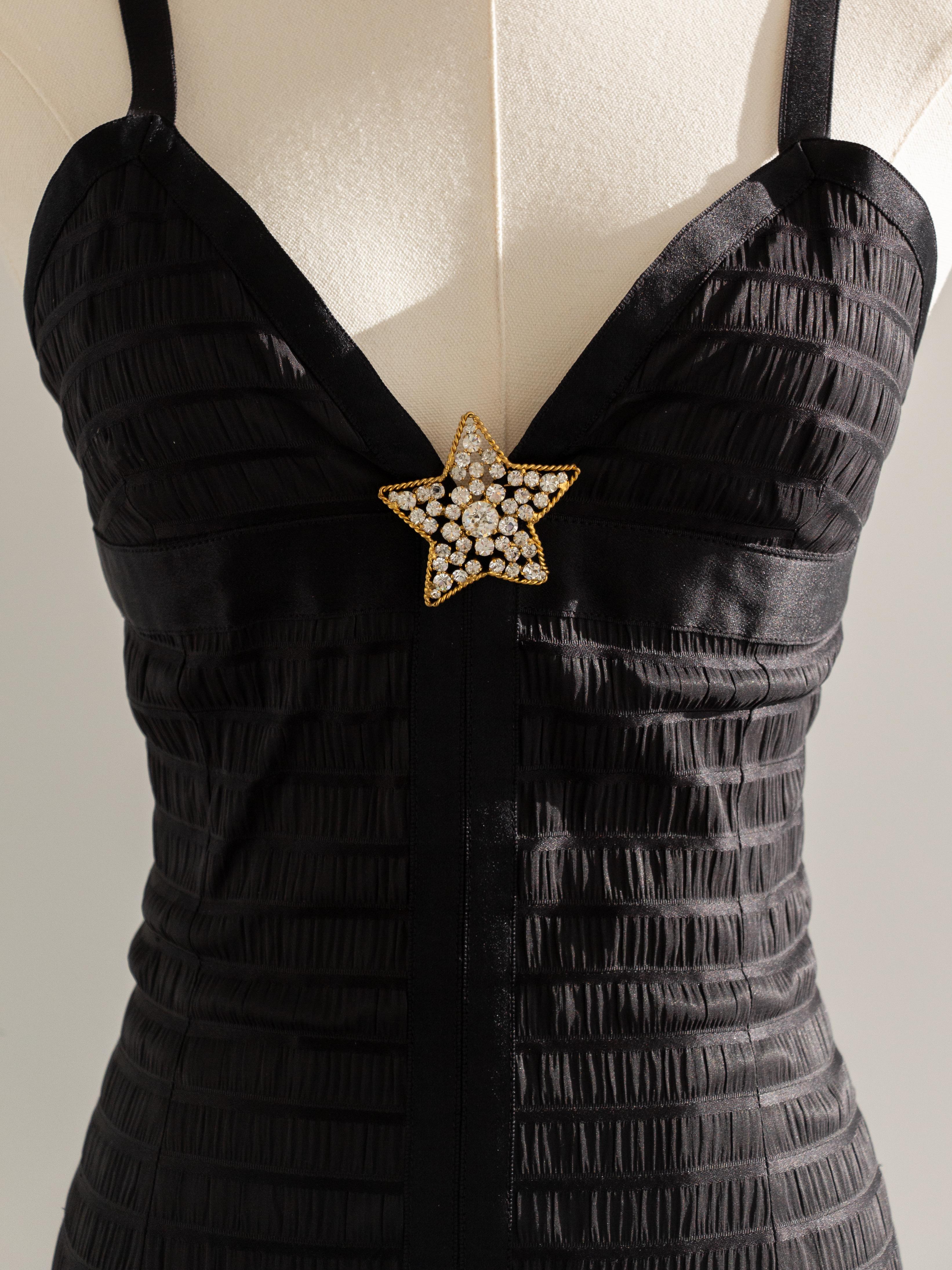 Chanel Vintage Fall/Winter 1992 Black Lesage Ribbon Silk Bodycon Midi Dress For Sale 15