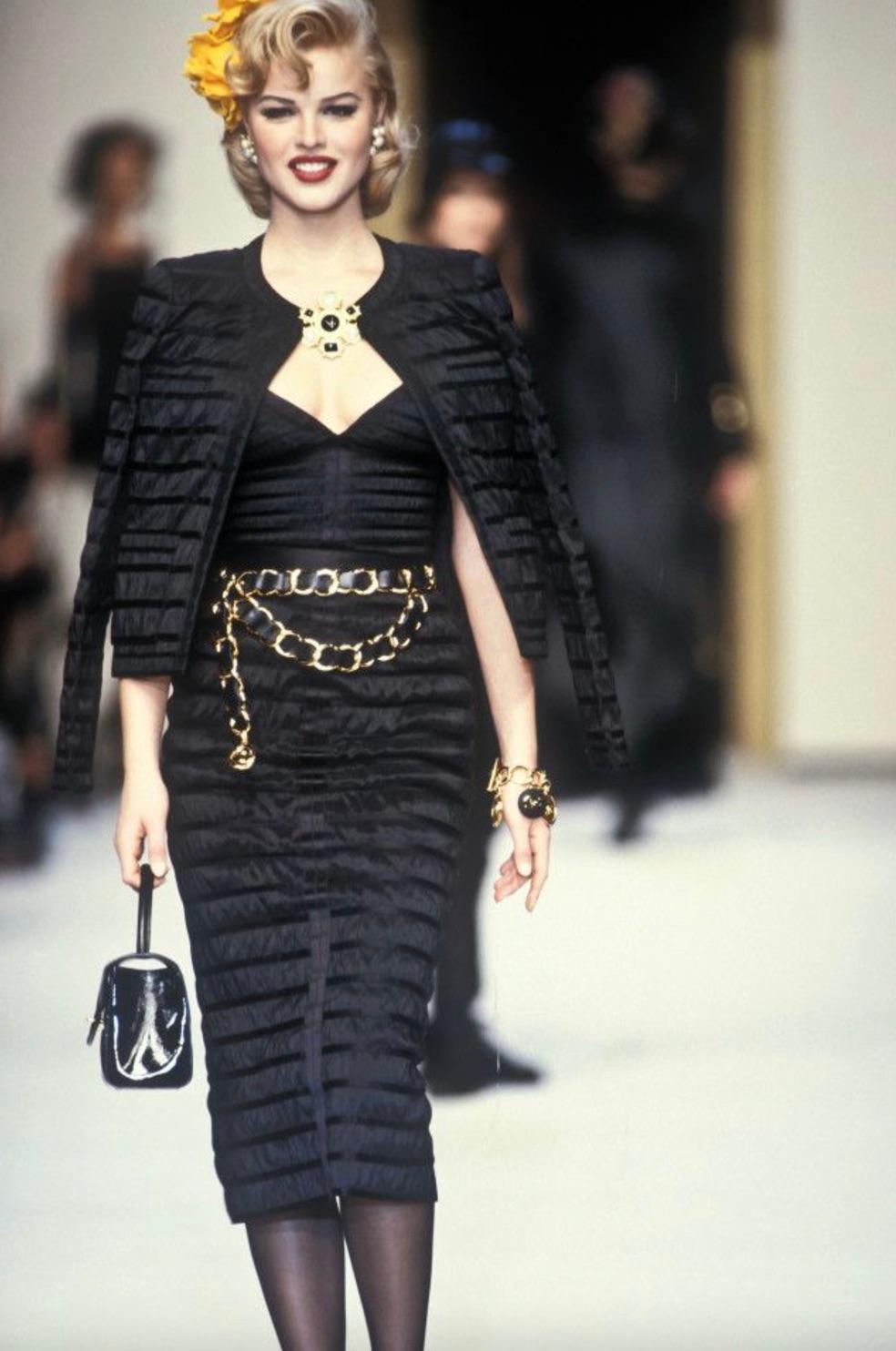 Chanel Vintage Fall/Winter 1992 Black Lesage Ribbon Silk Bodycon Midi Dress In Good Condition For Sale In Jersey City, NJ