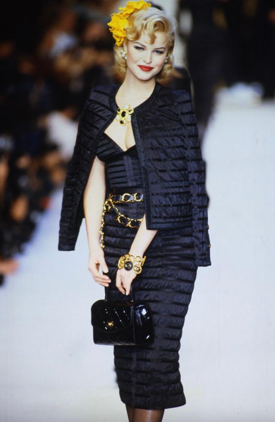 Chanel Vintage Fall/Winter 1992 Black Lesage Ribbon Silk Bodycon Midi Dress For Sale 1