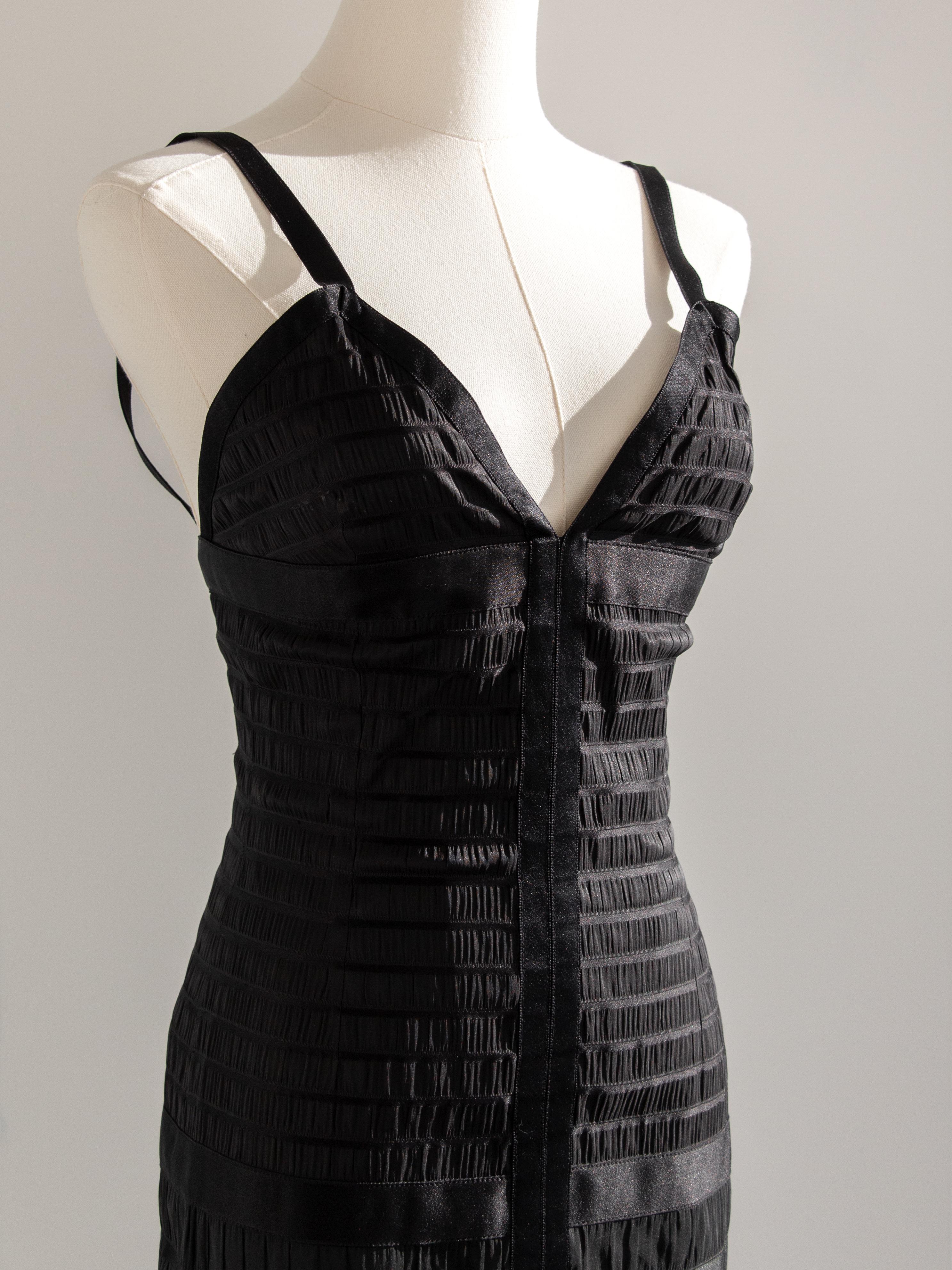 Chanel Vintage Fall/Winter 1992 Black Lesage Ribbon Silk Bodycon Midi Dress For Sale 4