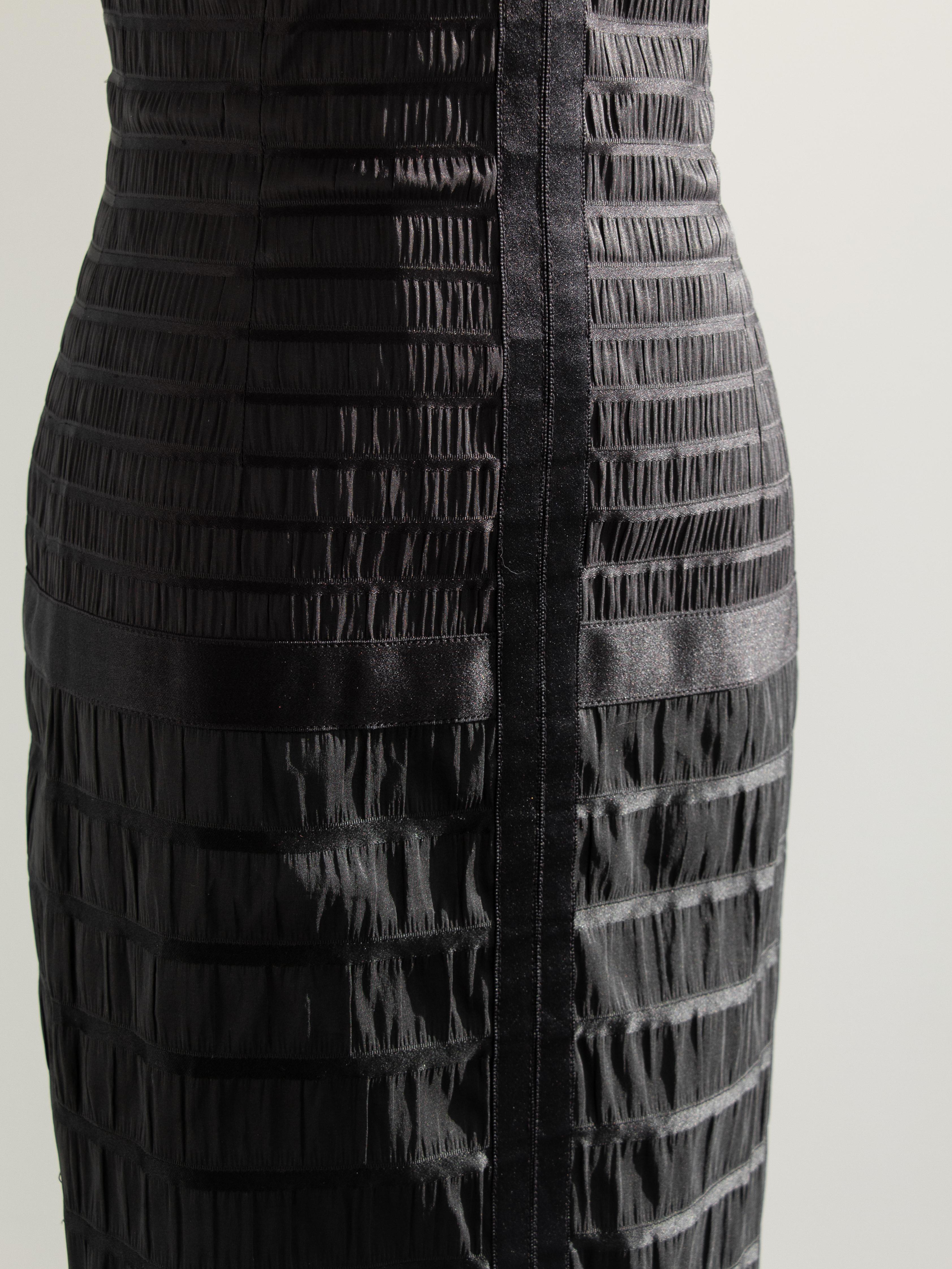 Chanel Vintage Fall/Winter 1992 Black Lesage Ribbon Silk Bodycon Midi Dress For Sale 5