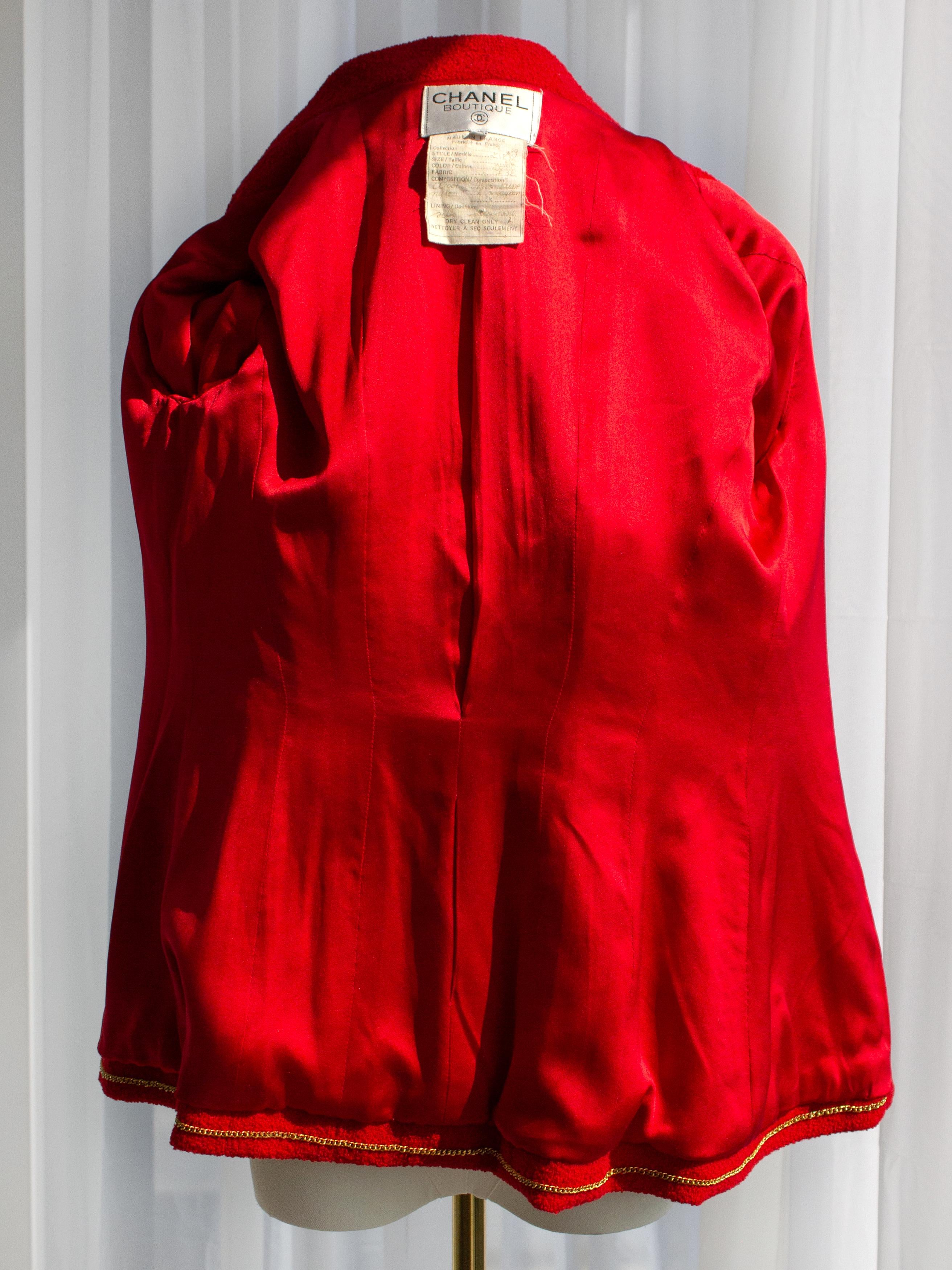 Chanel Vintage Fall/Winter 1992 Runway Parisian Red Gold Tweed Jacket 8
