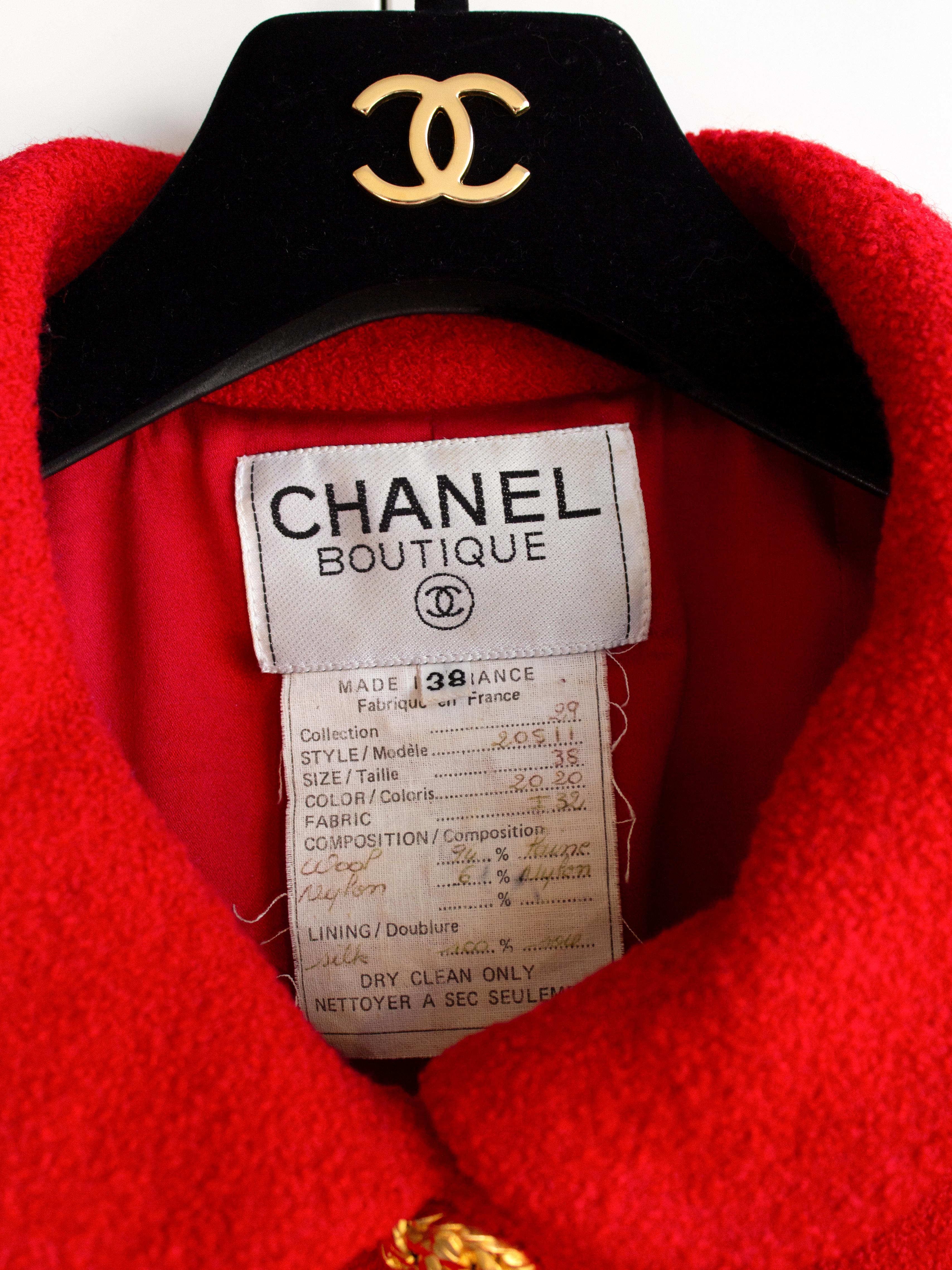 Chanel Vintage Fall/Winter 1992 Runway Parisian Red Gold Tweed Jacket Skirt Suit 3