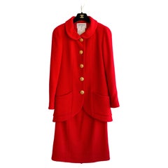 Chanel Vintage Fall/Winter 1992 Runway Parisian Red Gold Tweed Jacket Skirt Suit