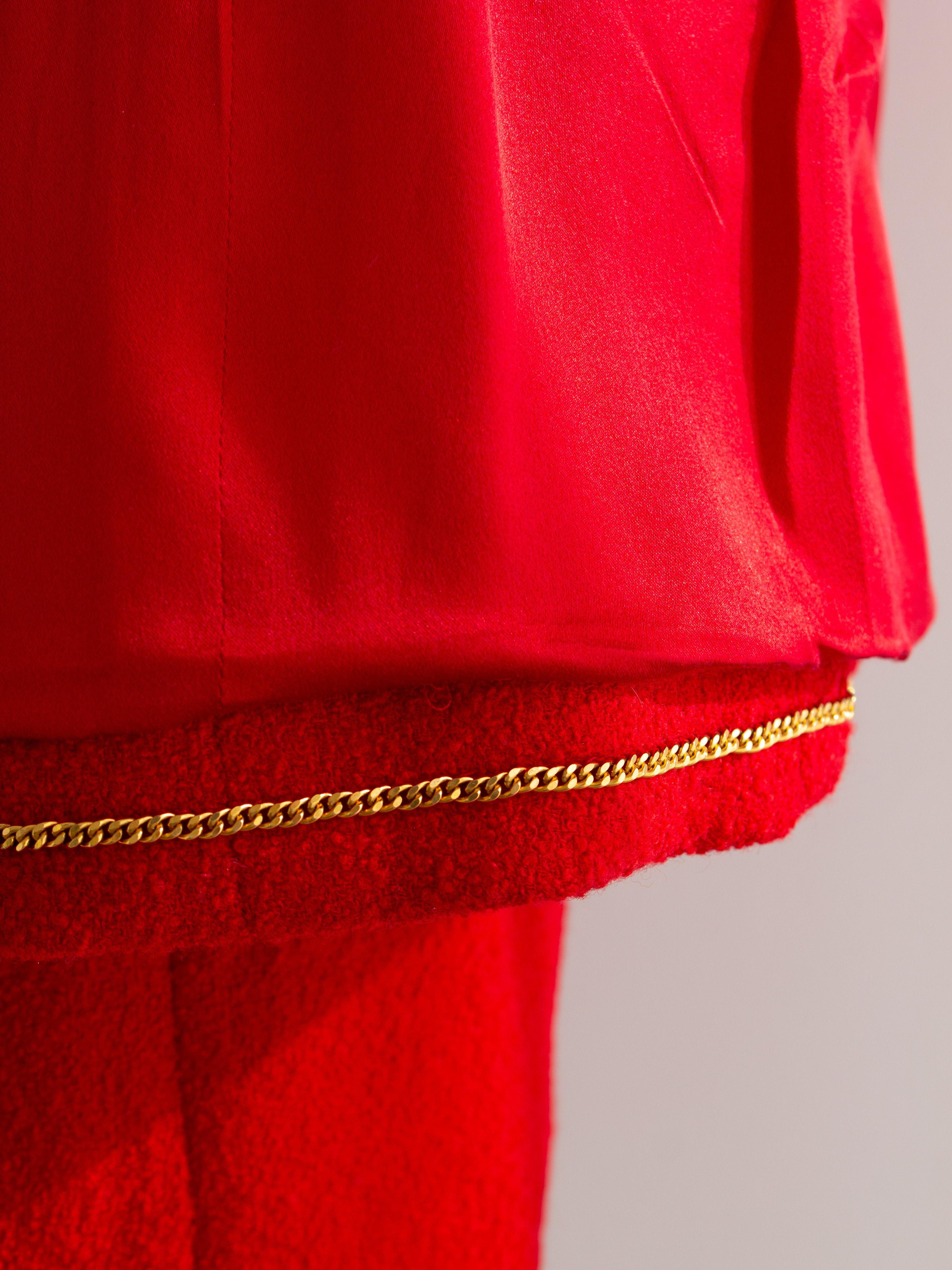 Chanel Vintage Herbst/Winter 1992 Runway Pariser Rot Gold Tweed Jacke Anzug im Angebot 9