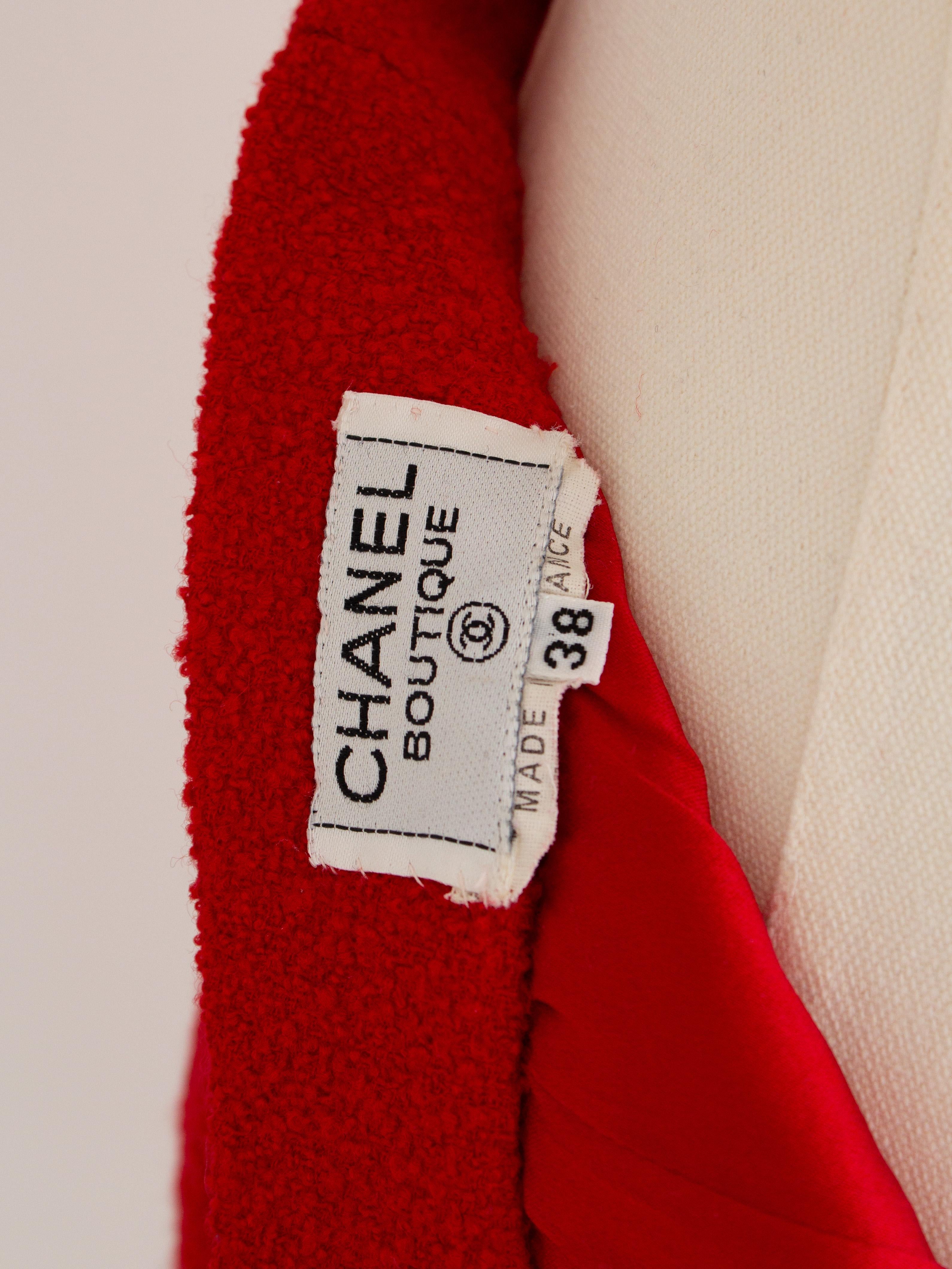 Chanel Vintage Herbst/Winter 1992 Runway Pariser Rot Gold Tweed Jacke Anzug im Angebot 13