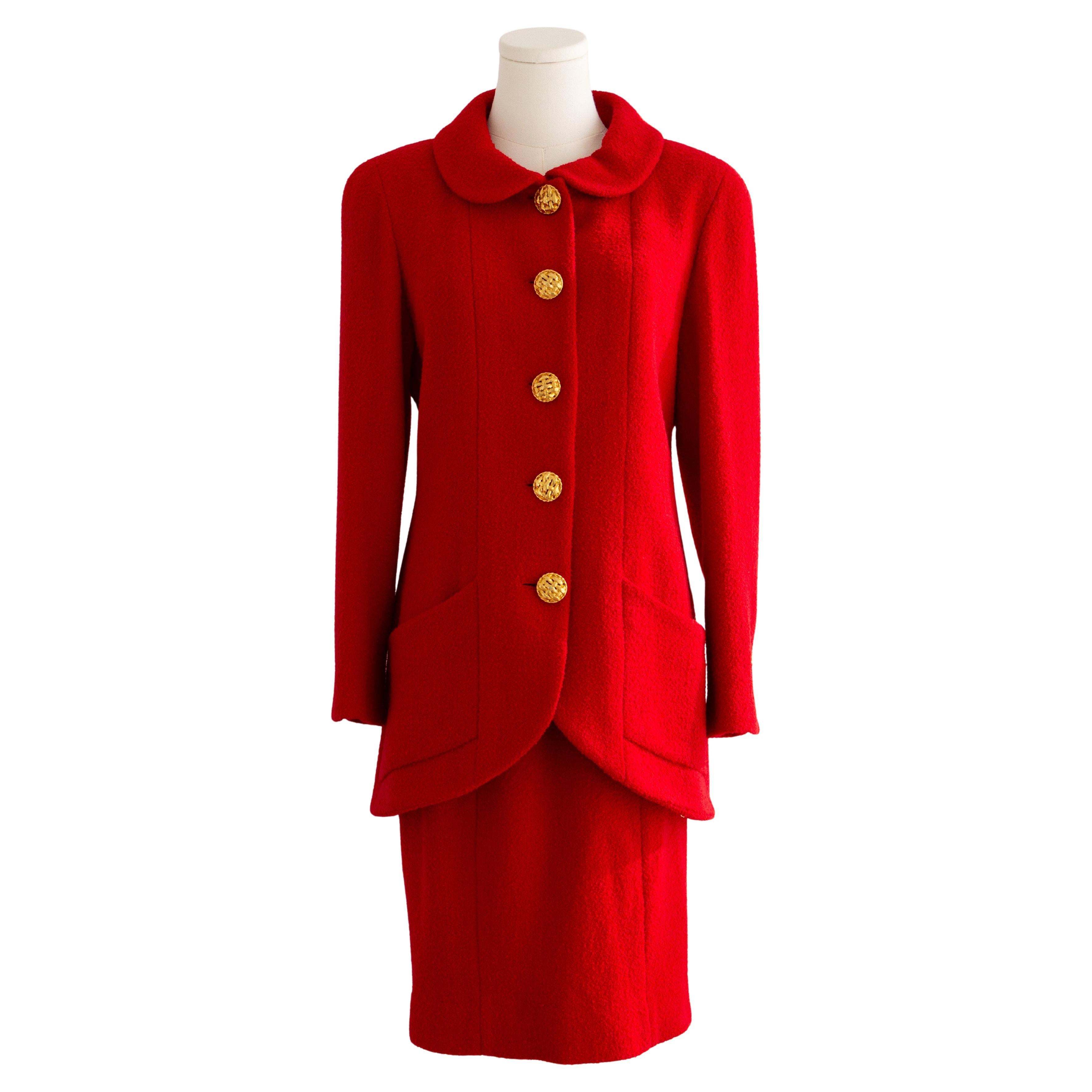 Chanel Vintage Otoño/Invierno 1992 Pasarela Parisina Rojo Dorado Traje Chaqueta Tweed