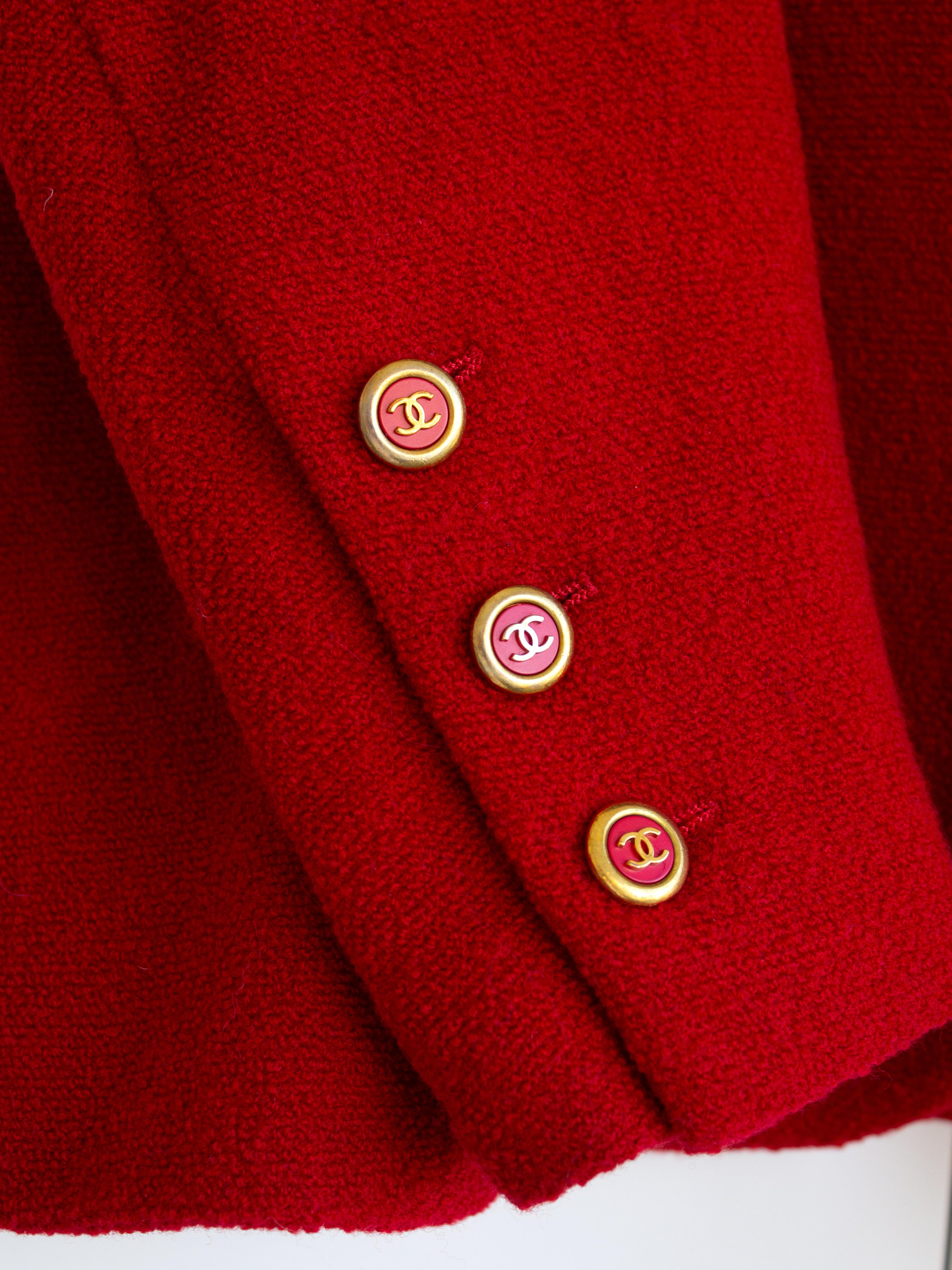 Chanel Vintage Fall/Winter 1994 Red Wool Tweed CC 94A Blazer Jacket 1