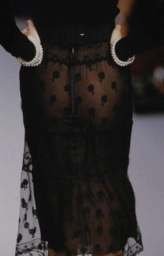 Chanel Vintage Fall/Winter 1995 Black Floral Lace 95A Midi Skirt