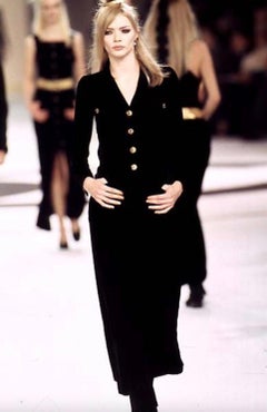 Chanel Vintage Fall/Winter 1996 Black Velvet Multicolor Gold Gripoix Jacket