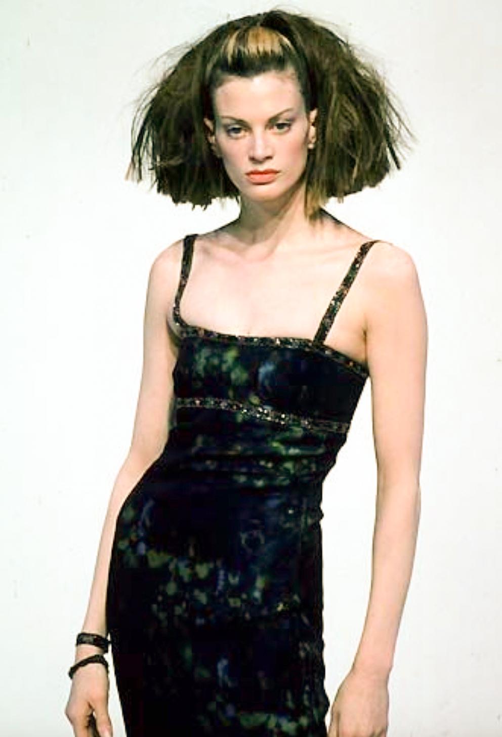 Chanel Vintage Fall/Winter 1997 Black Green Watercolor Beaded 97A Gown Dress In Good Condition For Sale In Jersey City, NJ