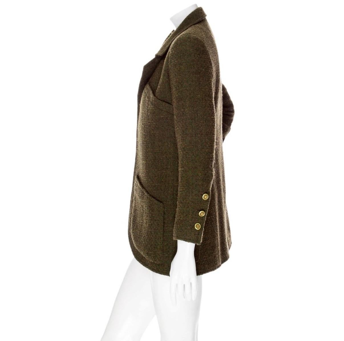 Chanel  Vintage Fall1994 Green Tweed CC Button Jacket In Good Condition For Sale In Woodland Hills, CA