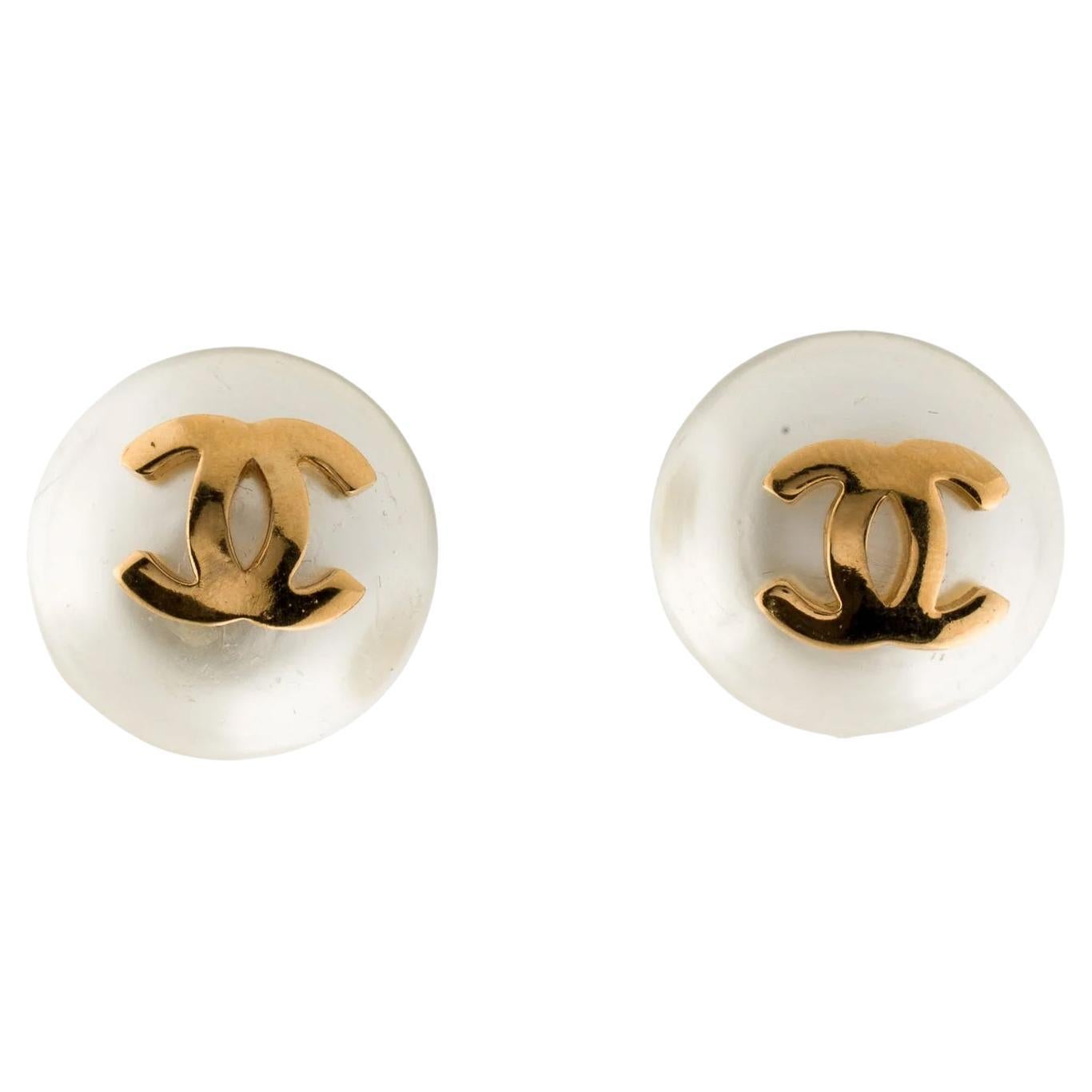 Chanel vintage faux pearl CC clip-on earrings