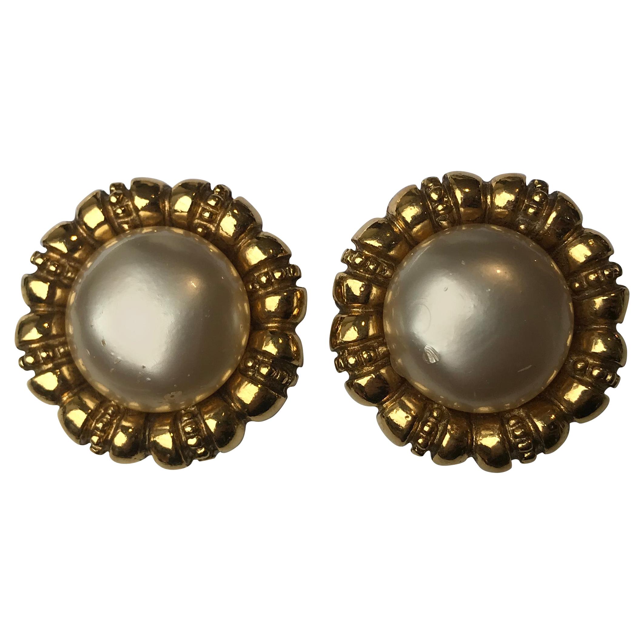 Chanel Vintage Faux Pearl Clip-On Earrings For Sale