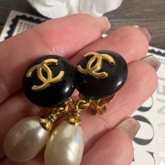 Chanel Vintage Faux Pearl & Resin CC Gold Clip-On Earrings