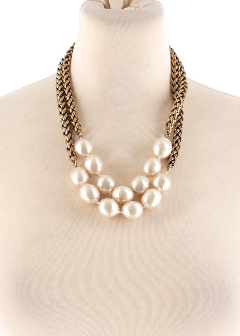 Chanel Vintage Faux Pearl Rope Chain Necklace For Sale 1