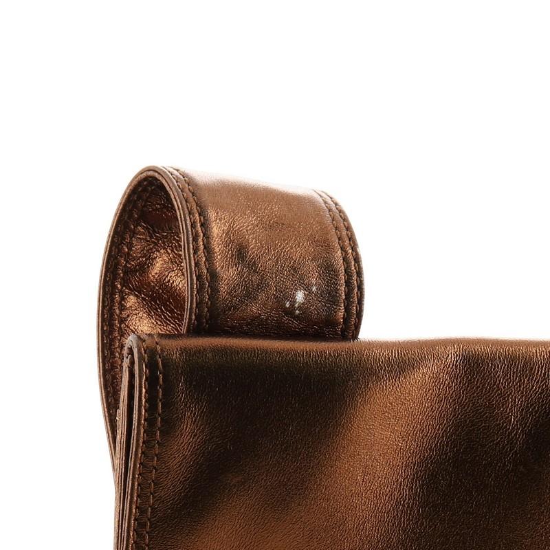 Chanel Vintage Flat Crossbody Bag Leather Medium 4
