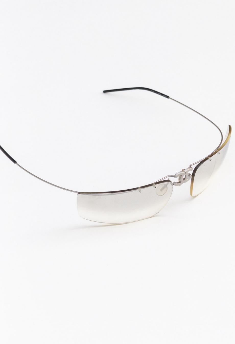 Chanel Vintage Fold-Up CC Logo Glasses Sunglasses For Sale 1