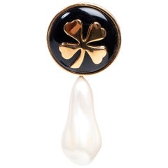 Chanel Vintage Four Leaf Clover Tear Drop Dangle Clip-On Earrings