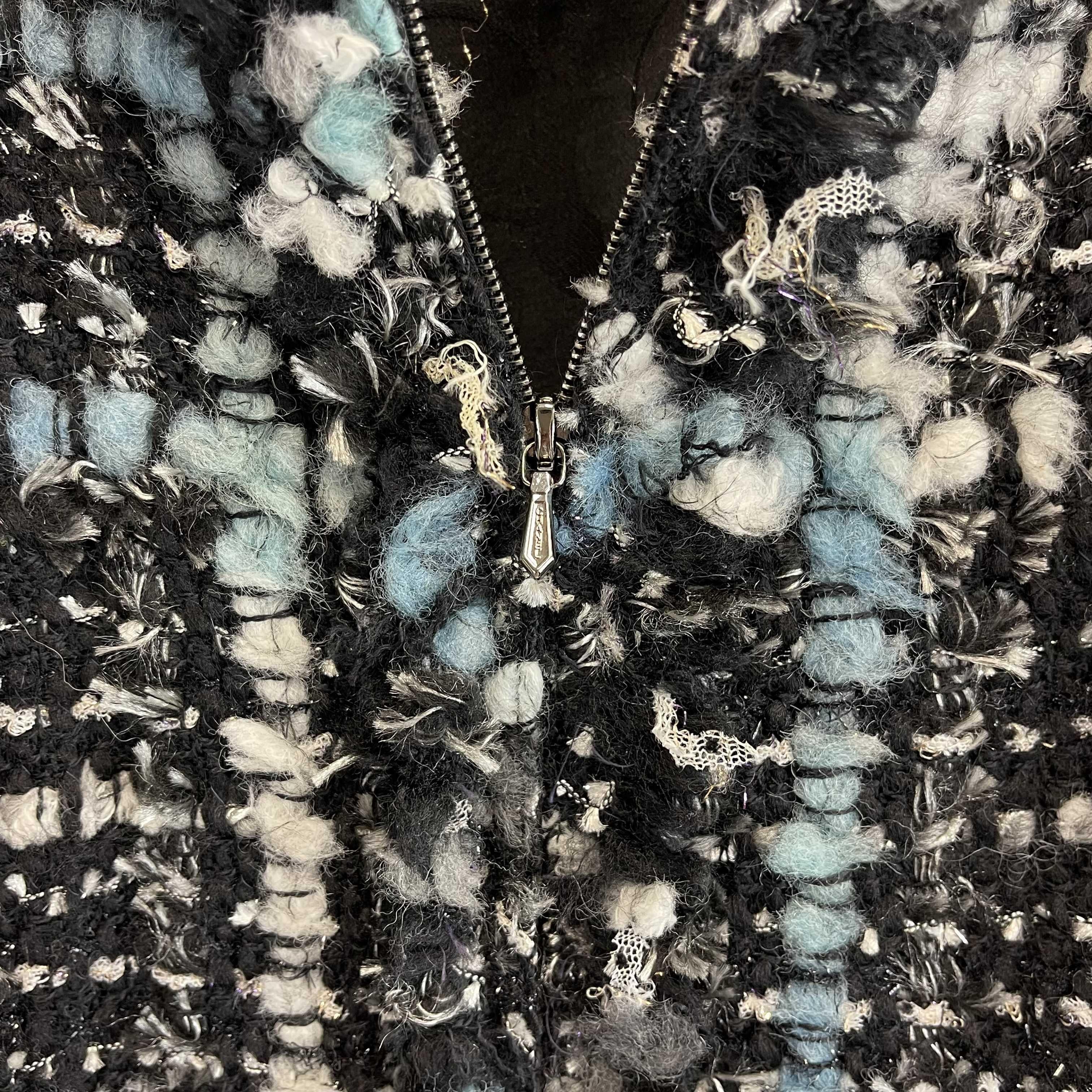 CHANEL - Vintage Frayed Tweed Collarless Blazer - CC Buttons 40 US 8 2