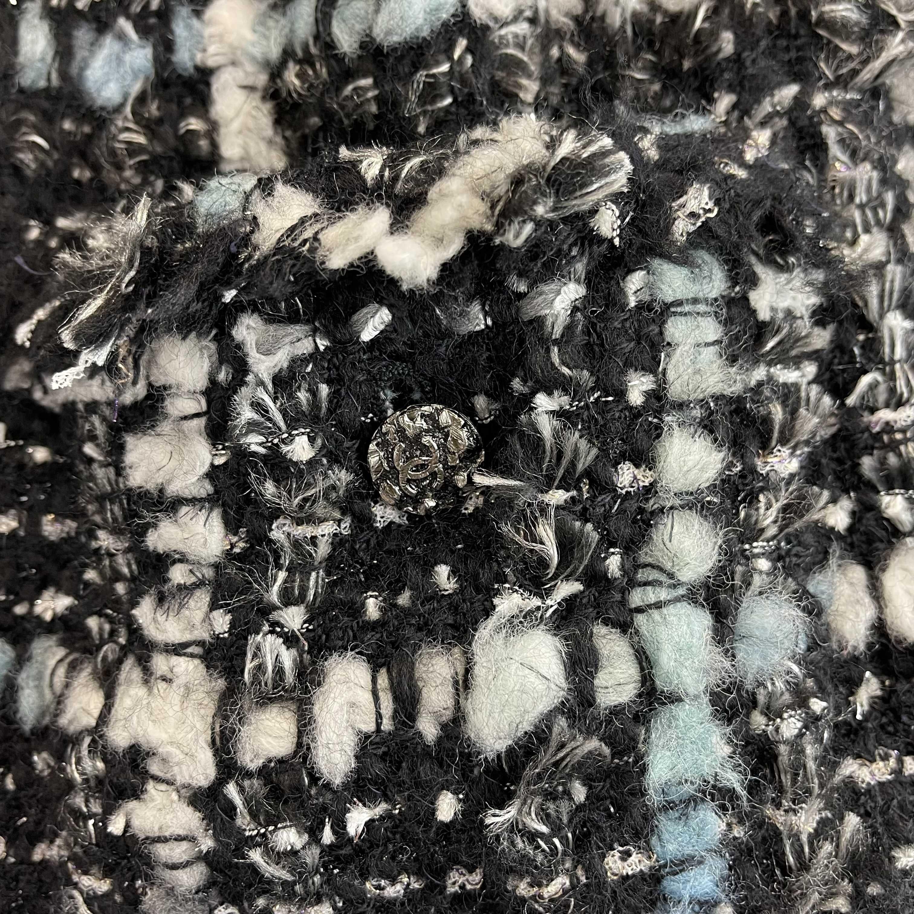 CHANEL - Vintage Frayed Tweed Collarless Blazer - CC Buttons 40 US 8 3