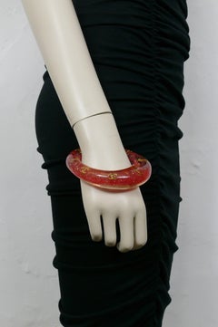 Chanel Vintage Freeform Lucite CC logos Inlaid Bangle Bracelet