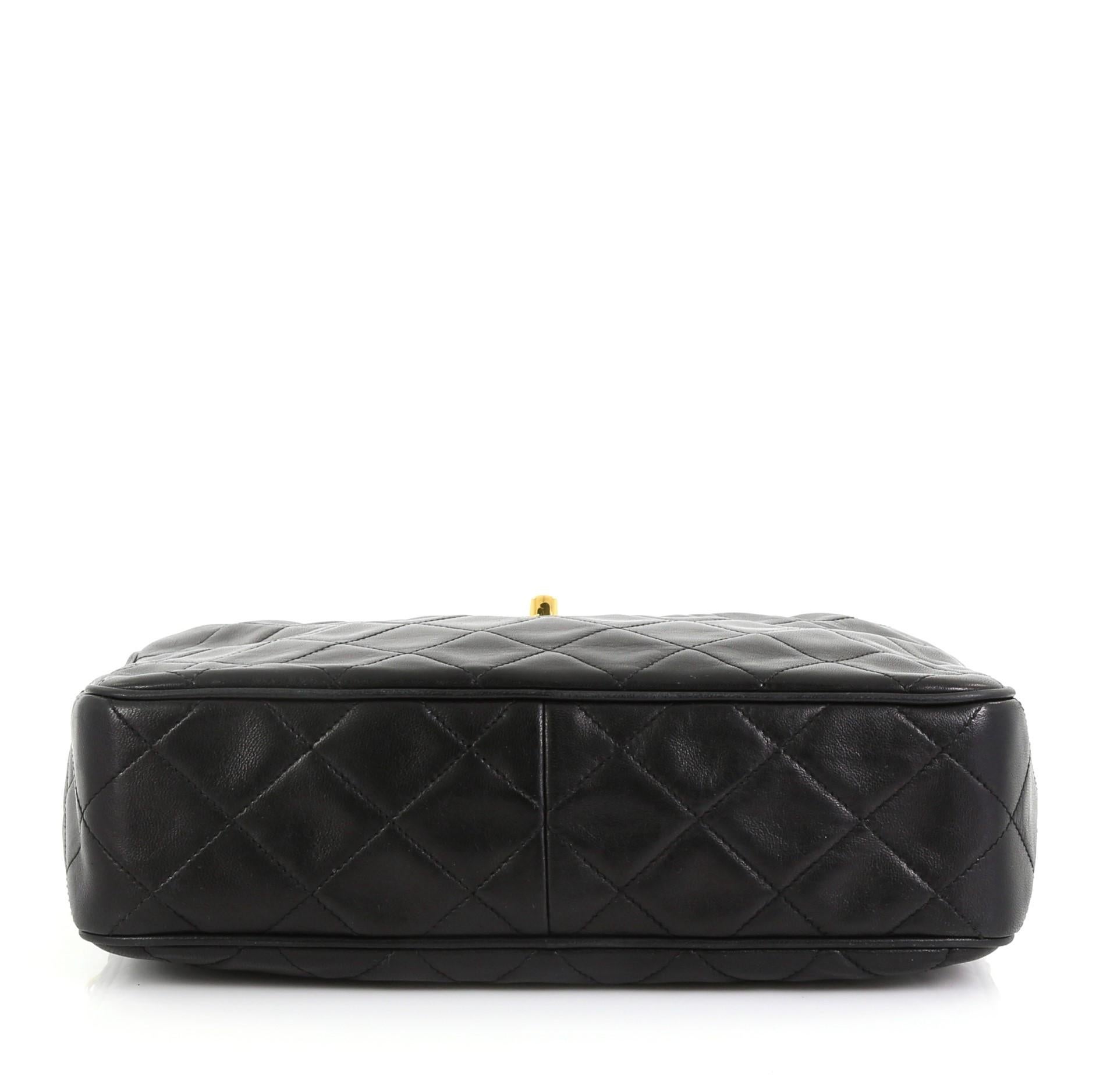 Chanel Vintage Front Pocket Camera Bag Quilted Leather Large In Good Condition In NY, NY