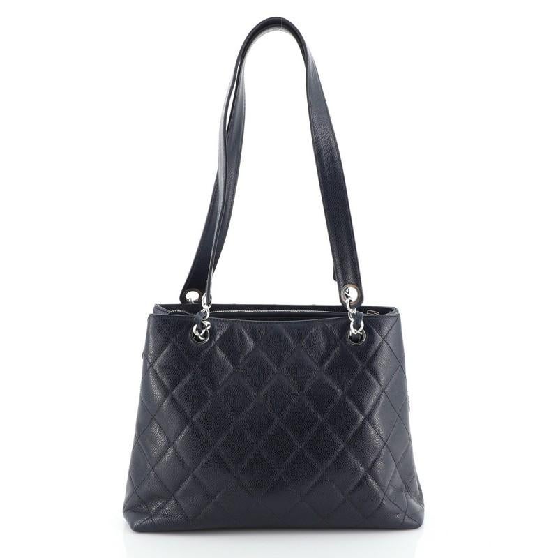 Chanel Vintage Front Pocket Shoulder Bag Quilted Caviar Medium In Good Condition In NY, NY