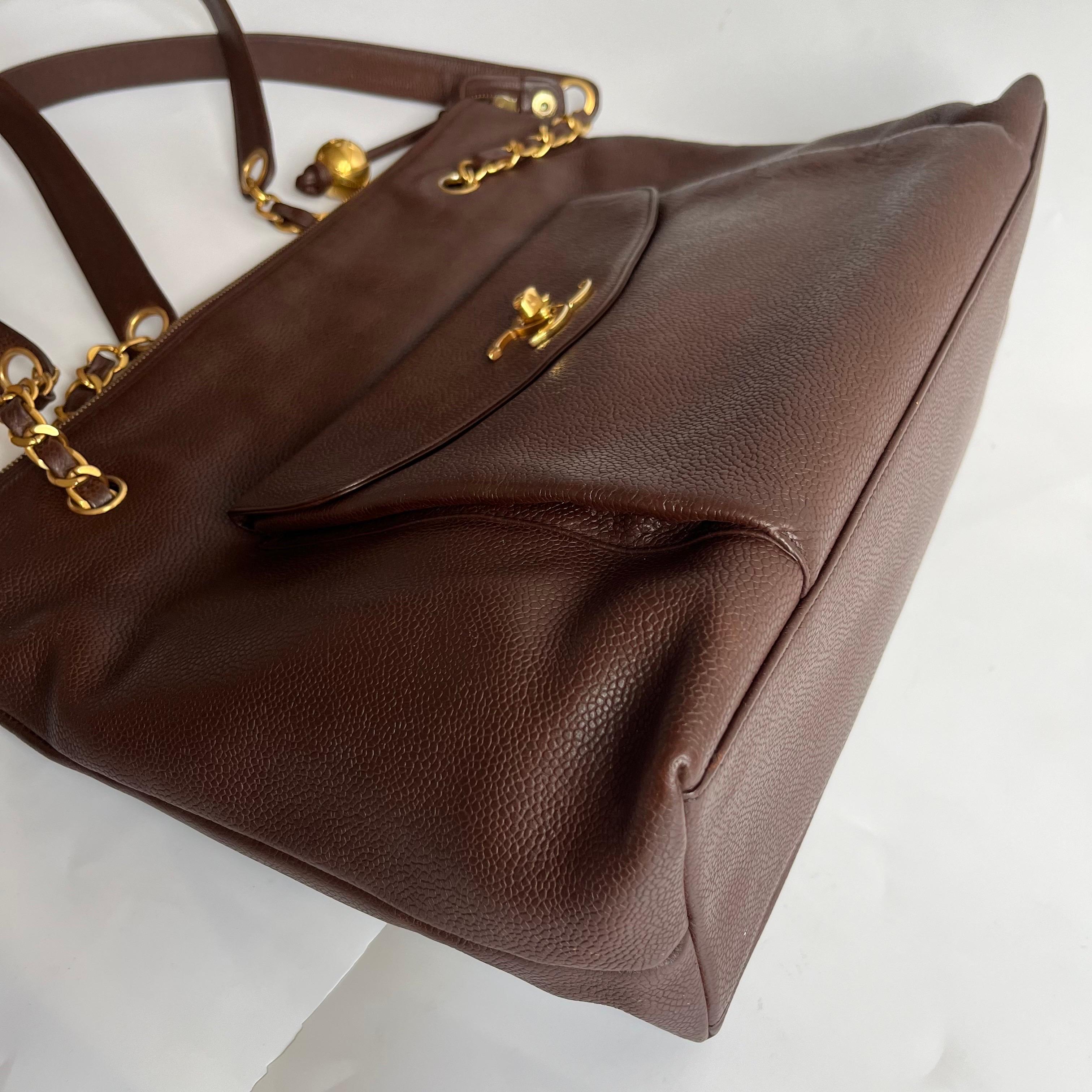 Chanel Vintage Front Pocket Tote Chocolate Brown Caviar Leather Double Gold Leat For Sale 8