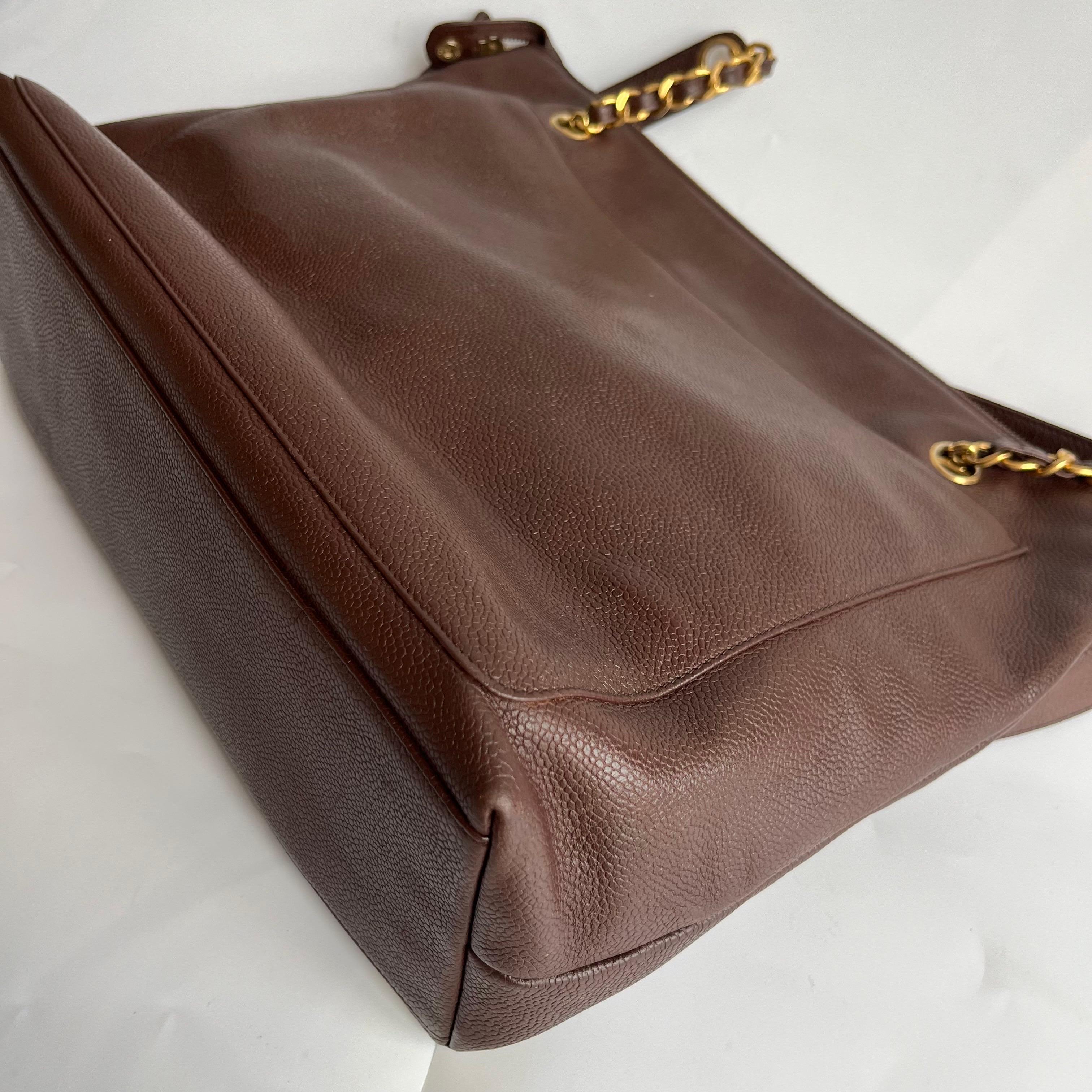 Chanel Vintage Front Pocket Tote Chocolate Brown Caviar Leather Double Gold Leat For Sale 11