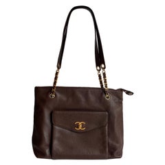 Chanel - Vintage By - Fourre-tout à poche frontale - Cuir caviar marron chocolaté - Double couche d'or