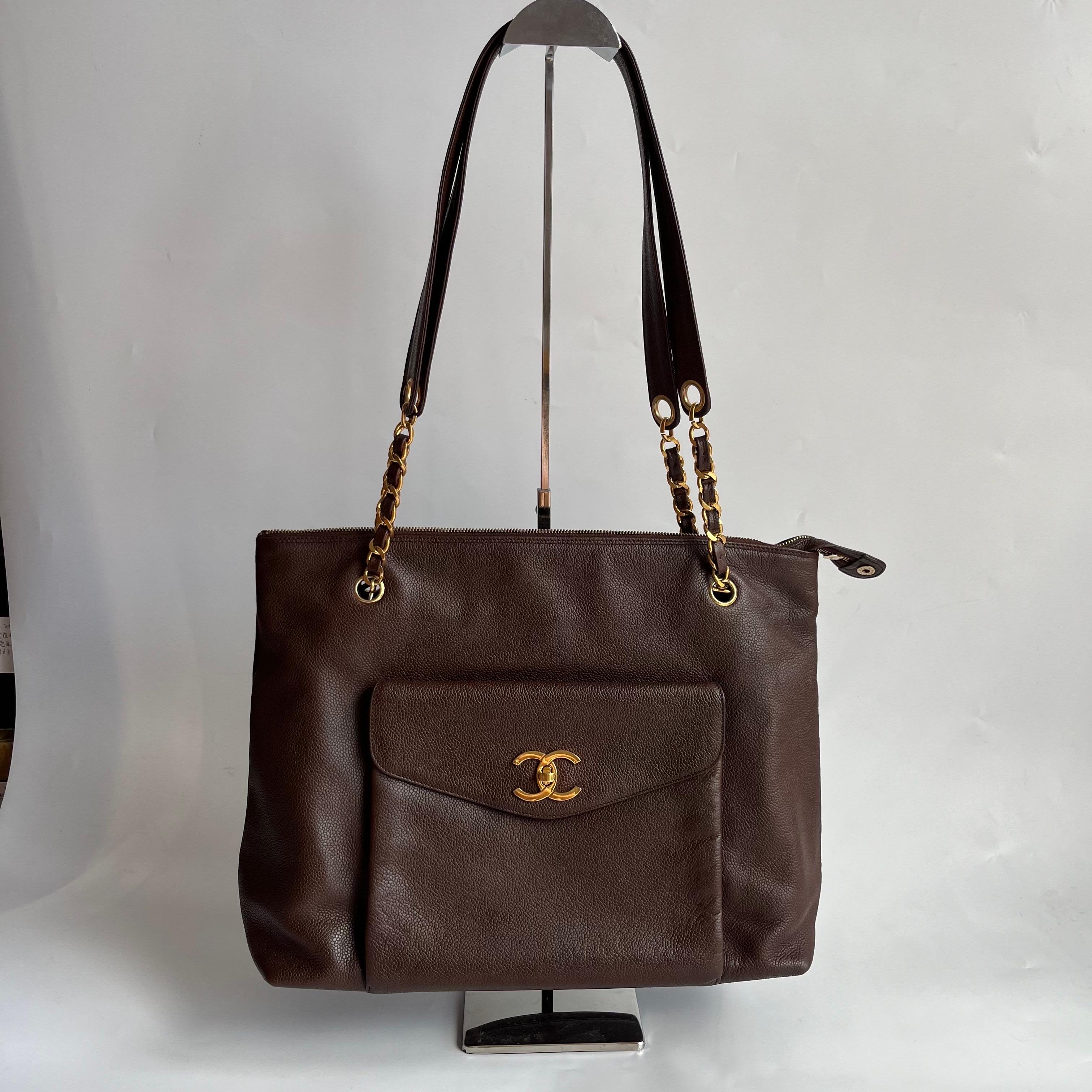 Chanel Vintage Front Pocket Tote Chocolate Brown Caviar Leather Double Gold Leat For Sale