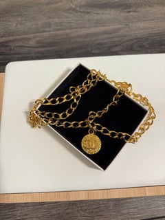 Chanel Vintage Gold 1982 Coin CC Chain Link Belt